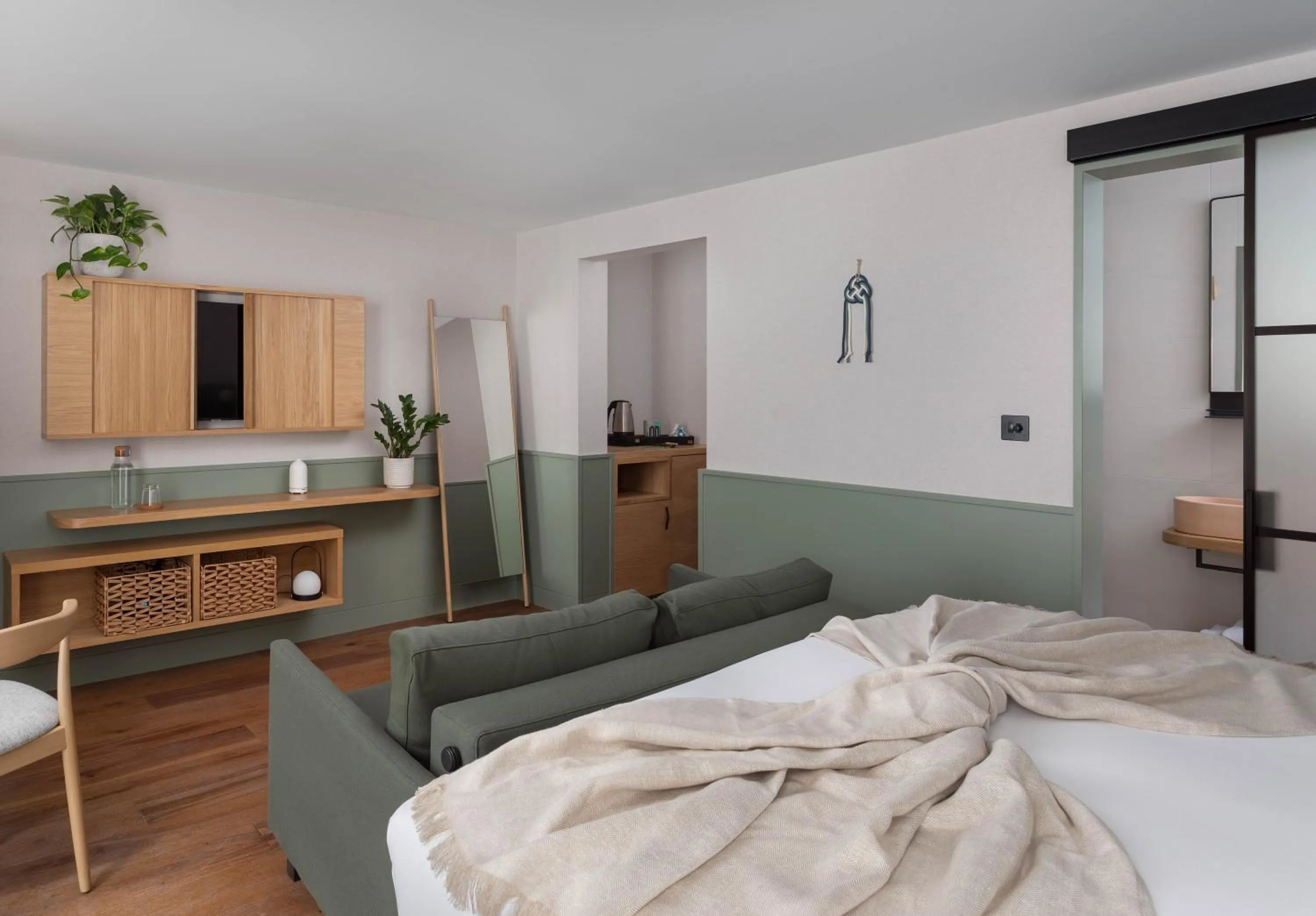 Photo of the whole room, Bed in Inhabit Queen's Gardens, a Member of Design Hotels