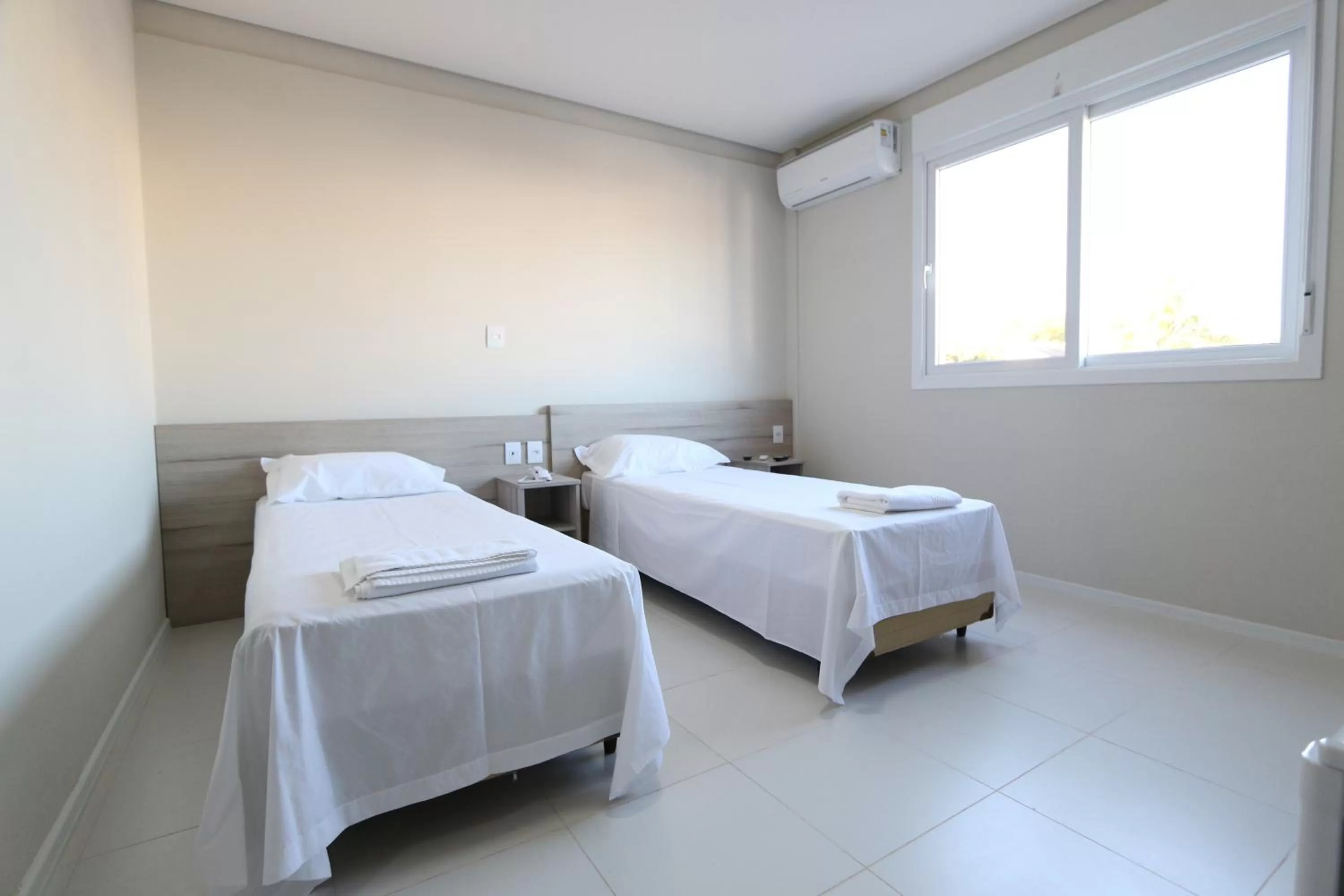 Day, Bed in Hotel Ville House Premium