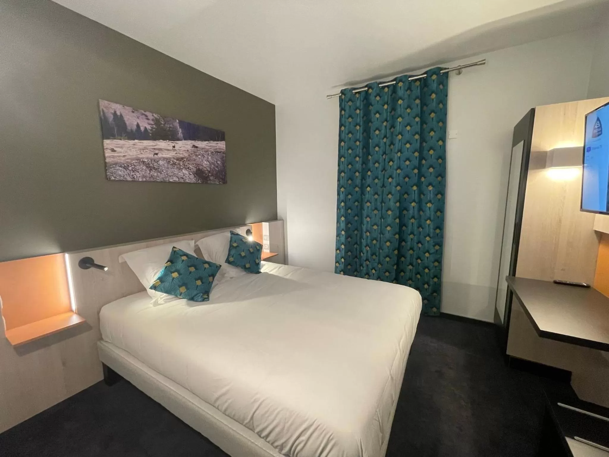 Bed in Akena Molinges - La Brocatelle