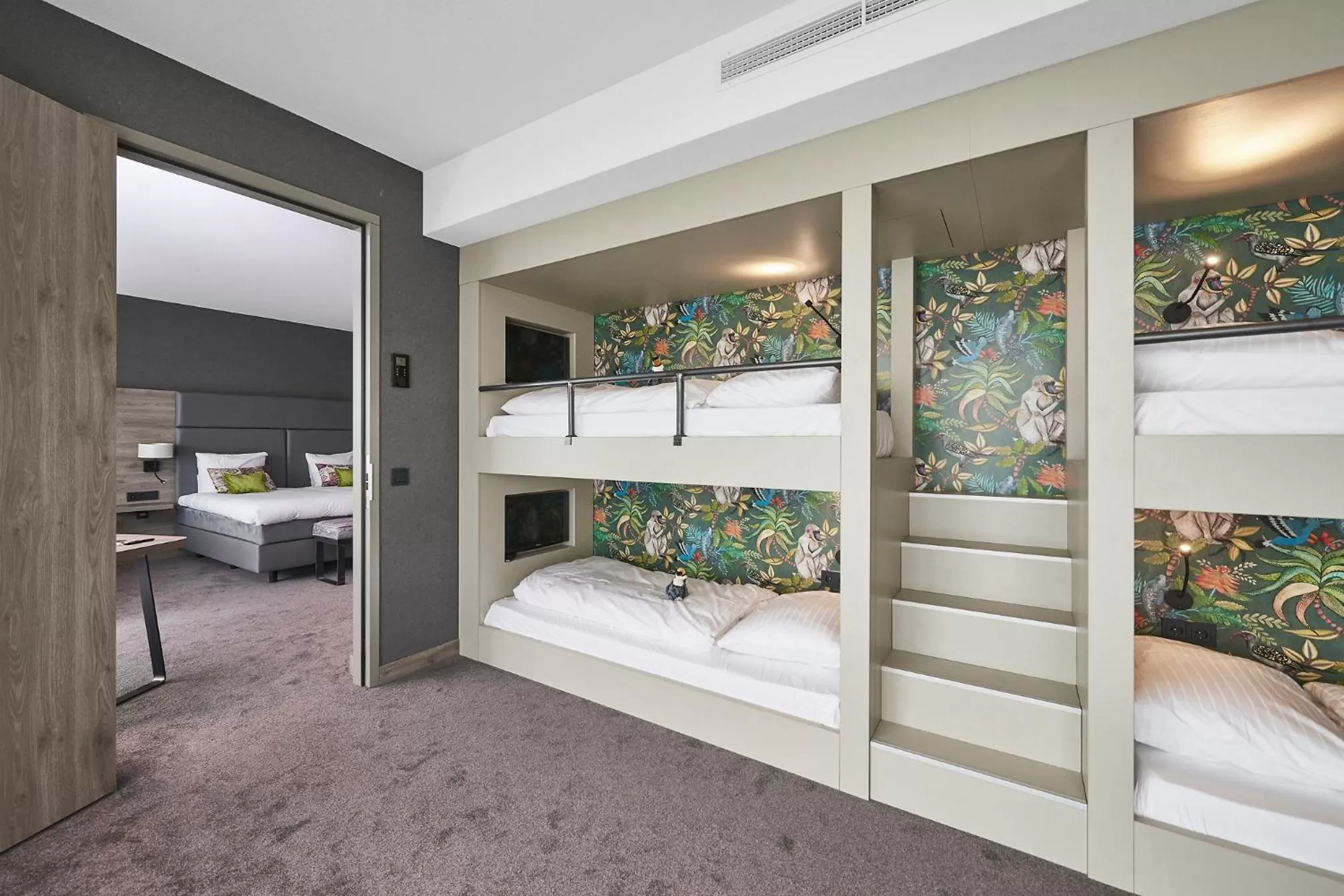 bunk bed, Bed in Van der Valk Hotel Leeuwarden