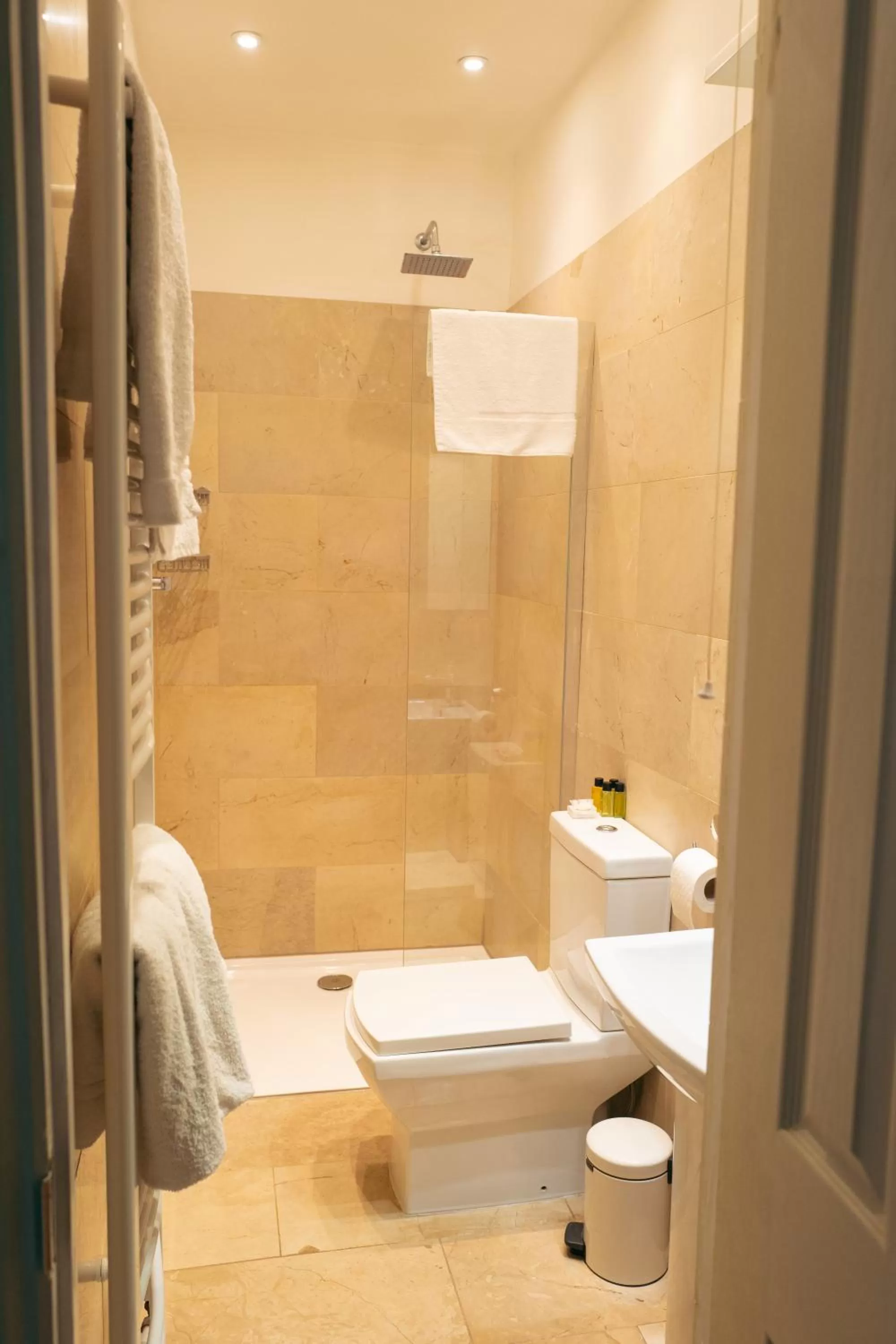 Bathroom in Grosvenor Villa