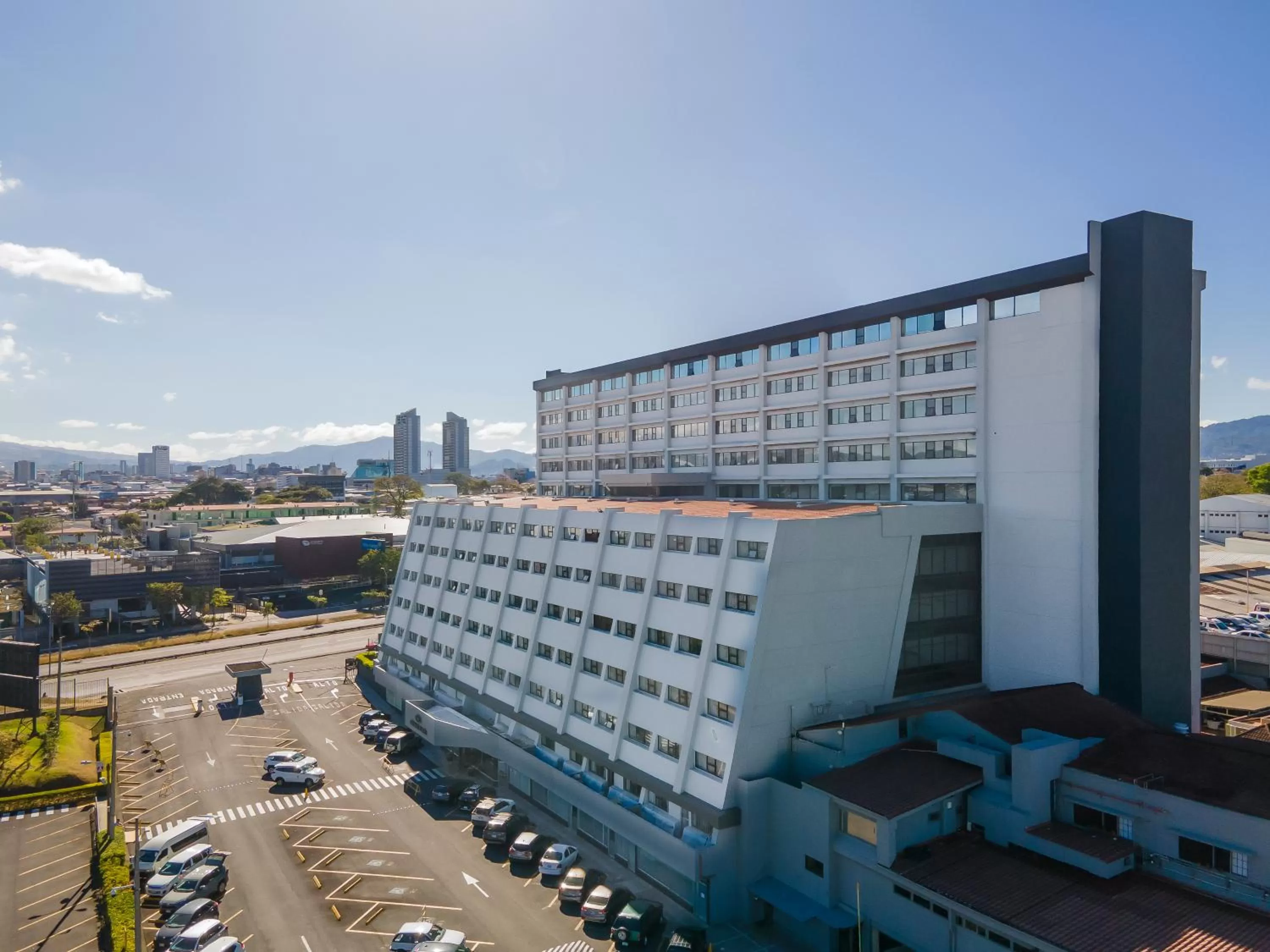 Property building in Crowne Plaza San Jose La Sabana by IHG