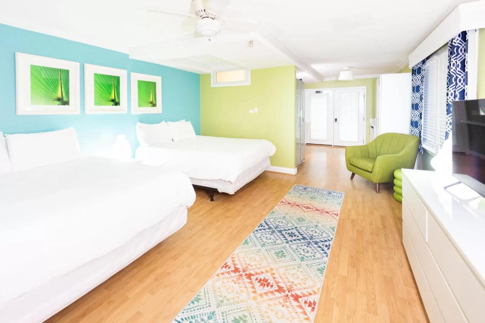 Bed in Canalside Inn