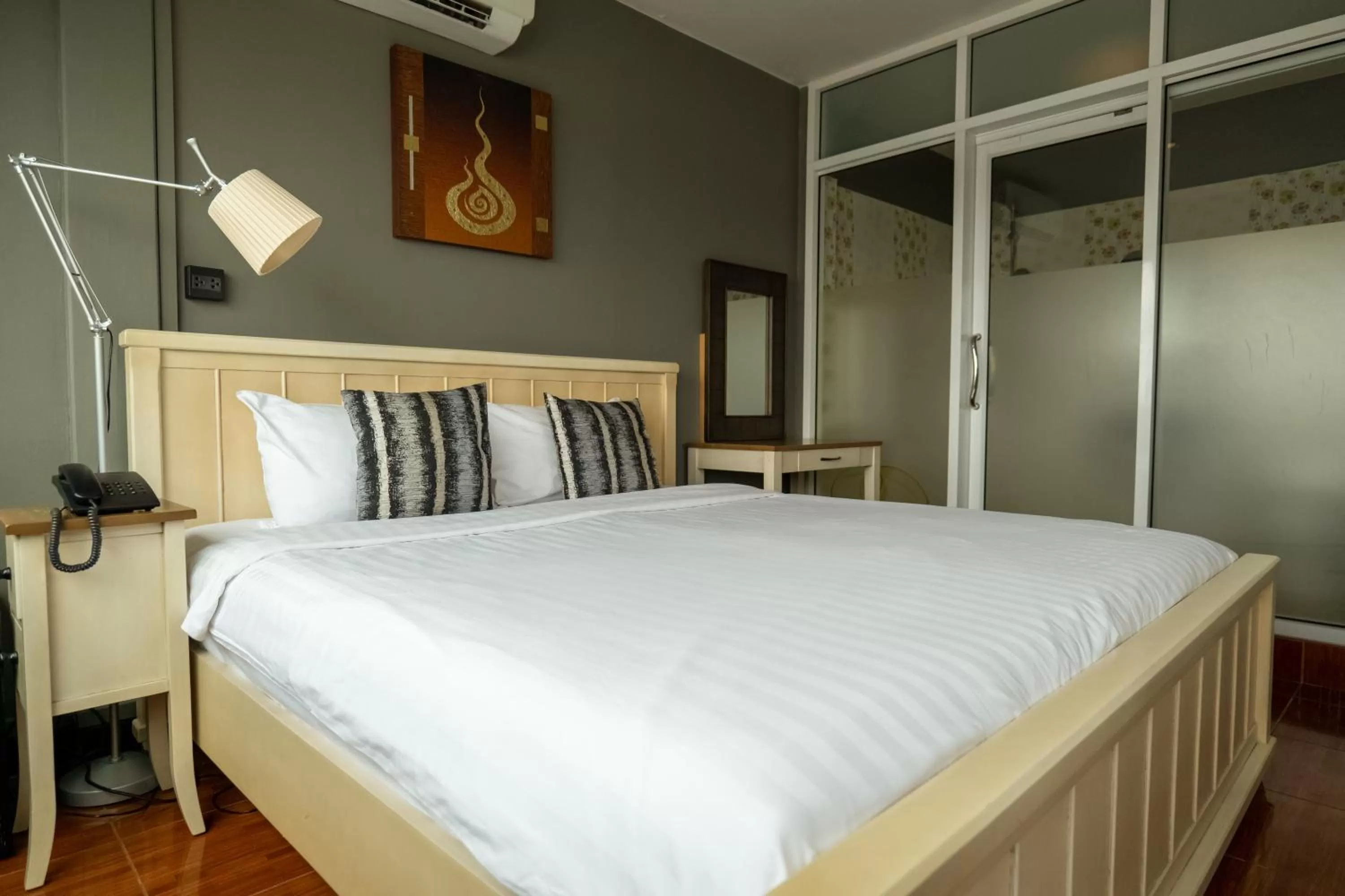 Bedroom, Bed in Anandpura Riverside Hotel