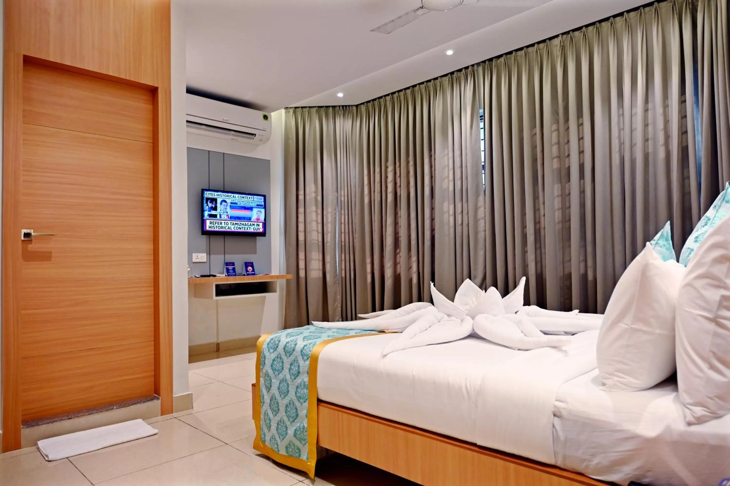 Bed in Hotel Sri Krishna Residency