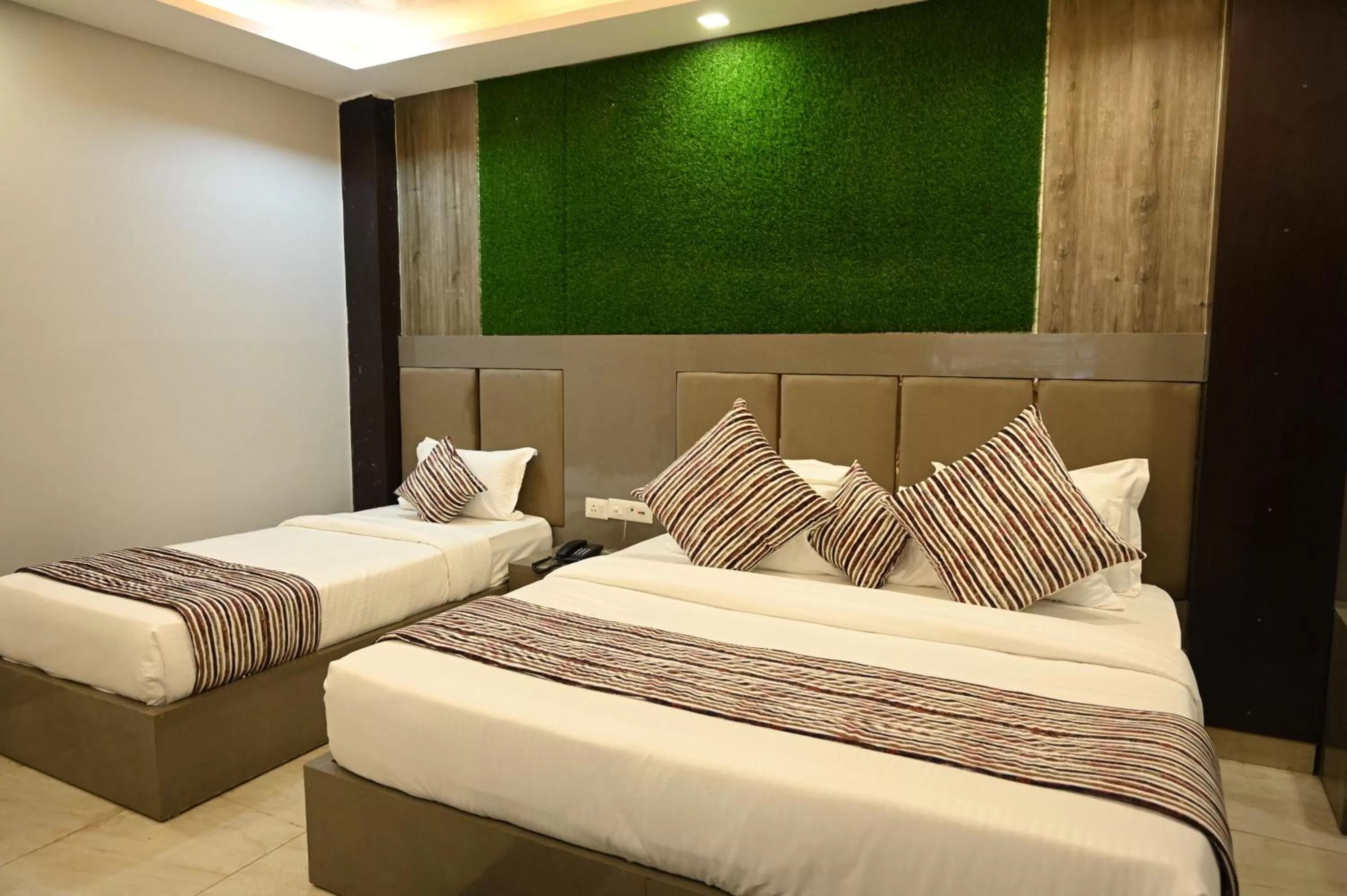 Bed in Hotel Vasdaa Grand