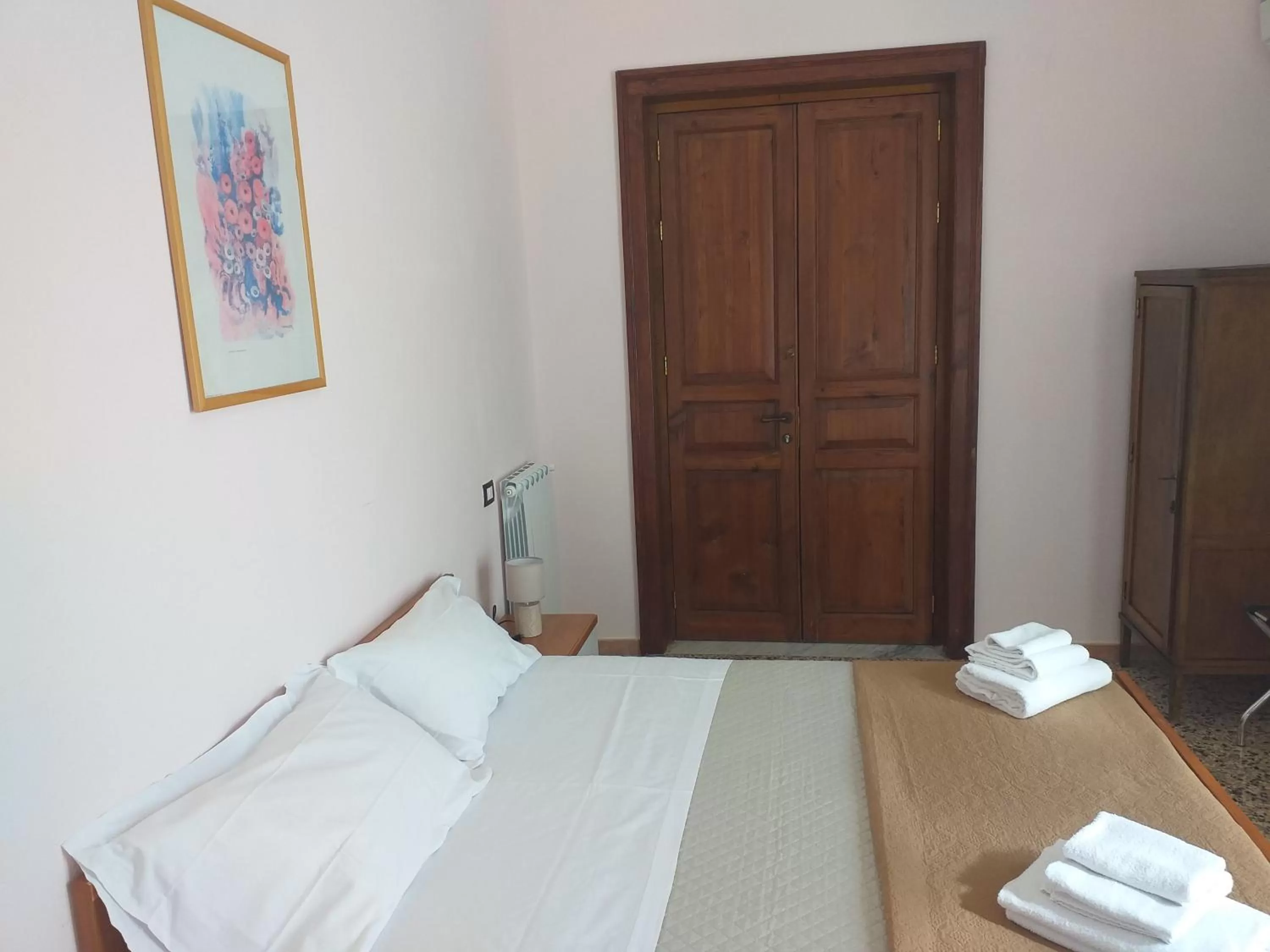 Bedroom, Bed in B&B Batarà - "La Terrazza del Centro"