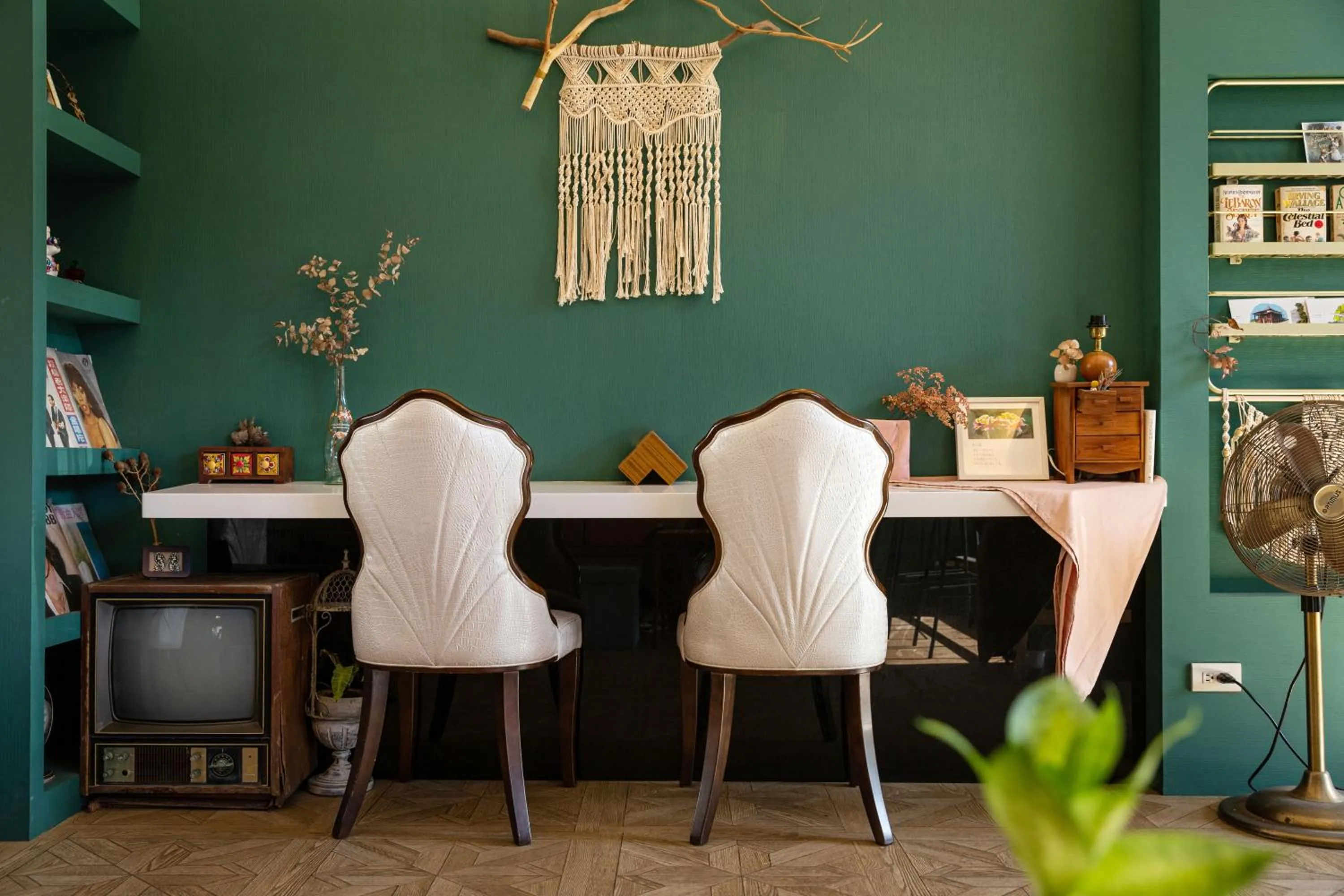 Restaurant/places to eat in Queen Love Homestay