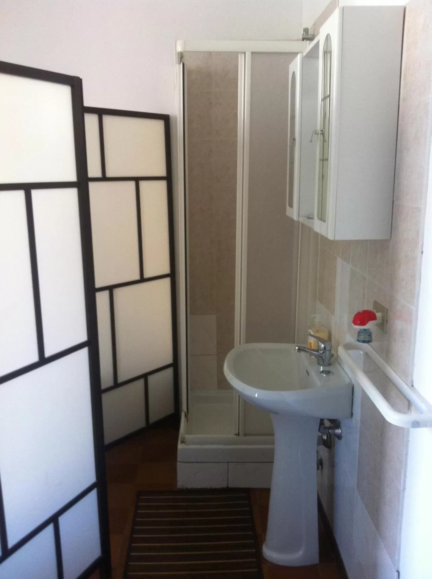 Shower in Hotel Gambara