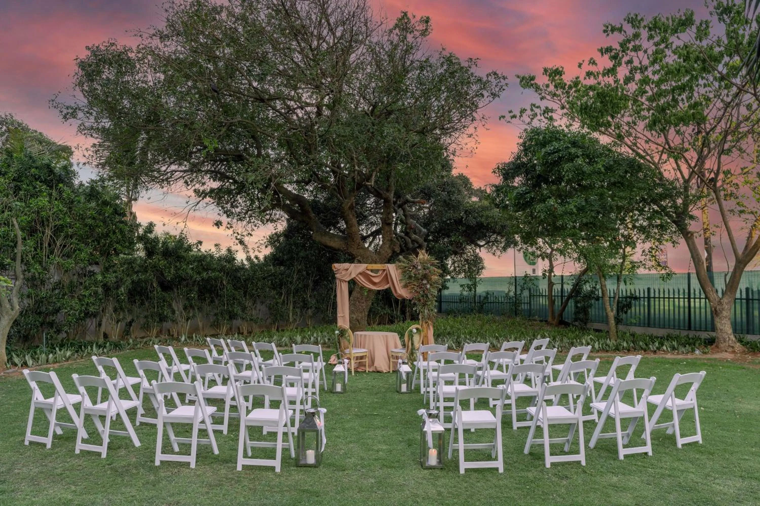 Garden in Radisson Blu Hotel & Residence Maputo