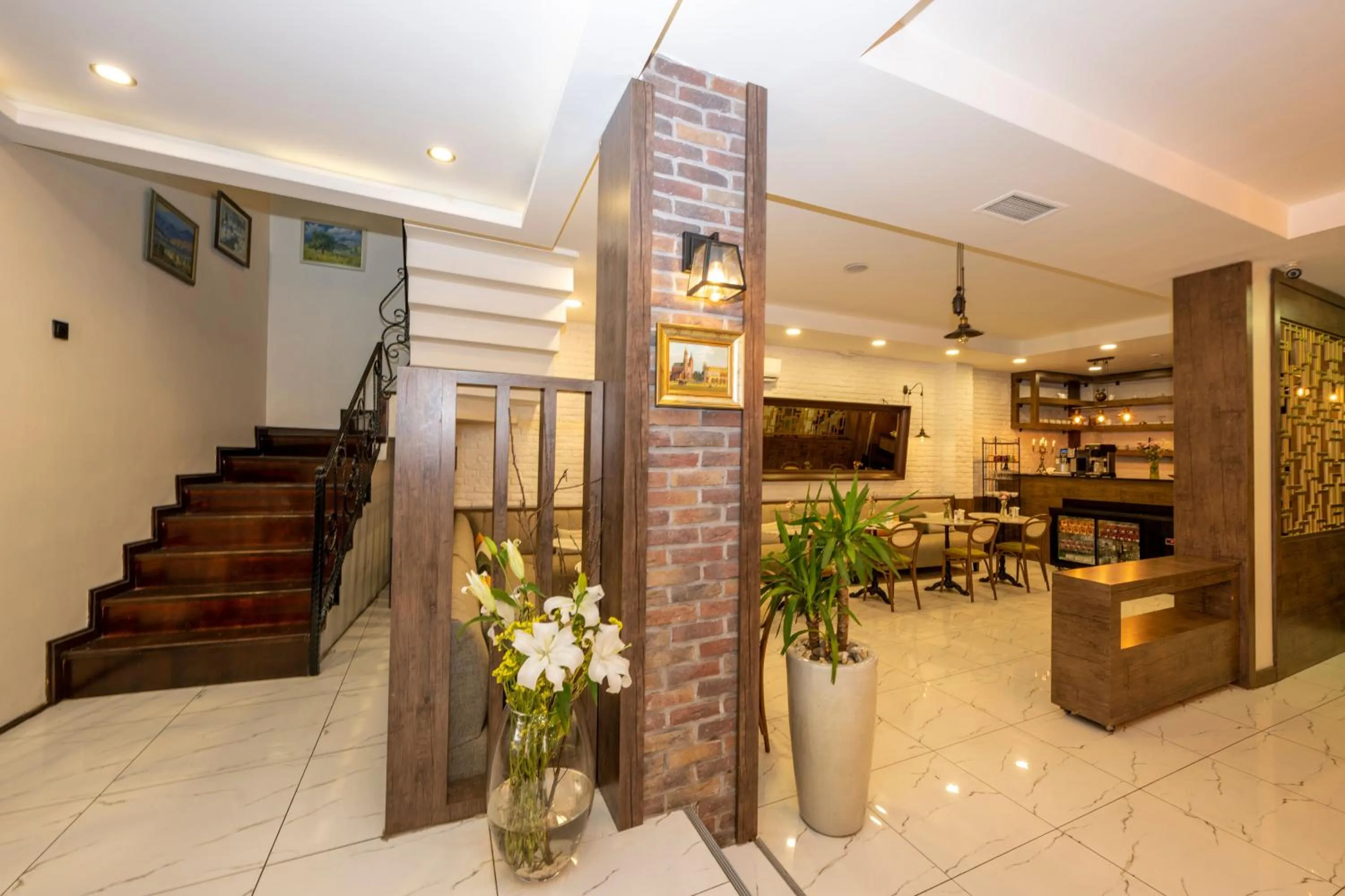 Restaurant/places to eat in The Marions Suite istanbul Special Category Taksim