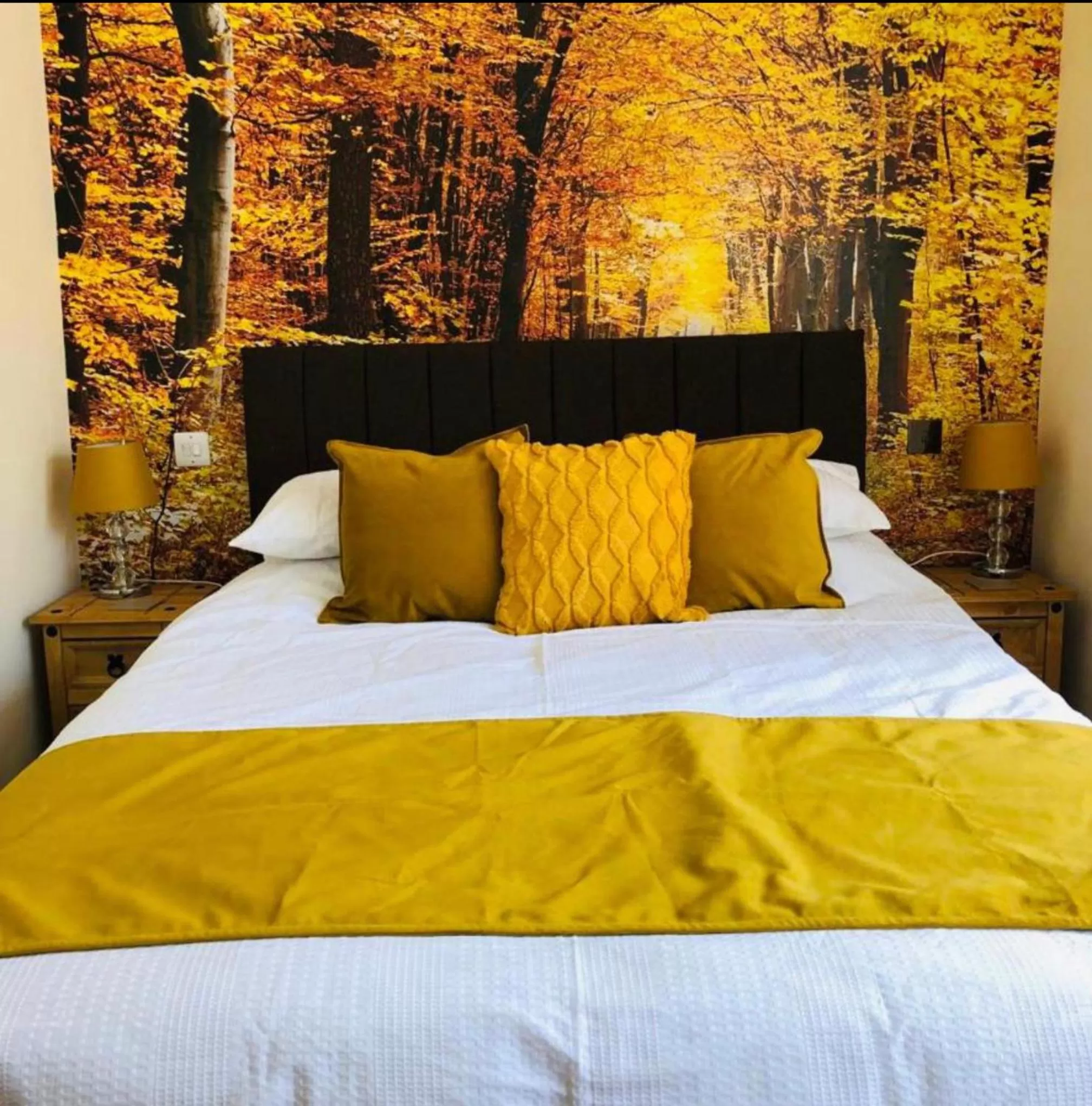 Bed in All Seasons Bed & Breakfast - Adults Only