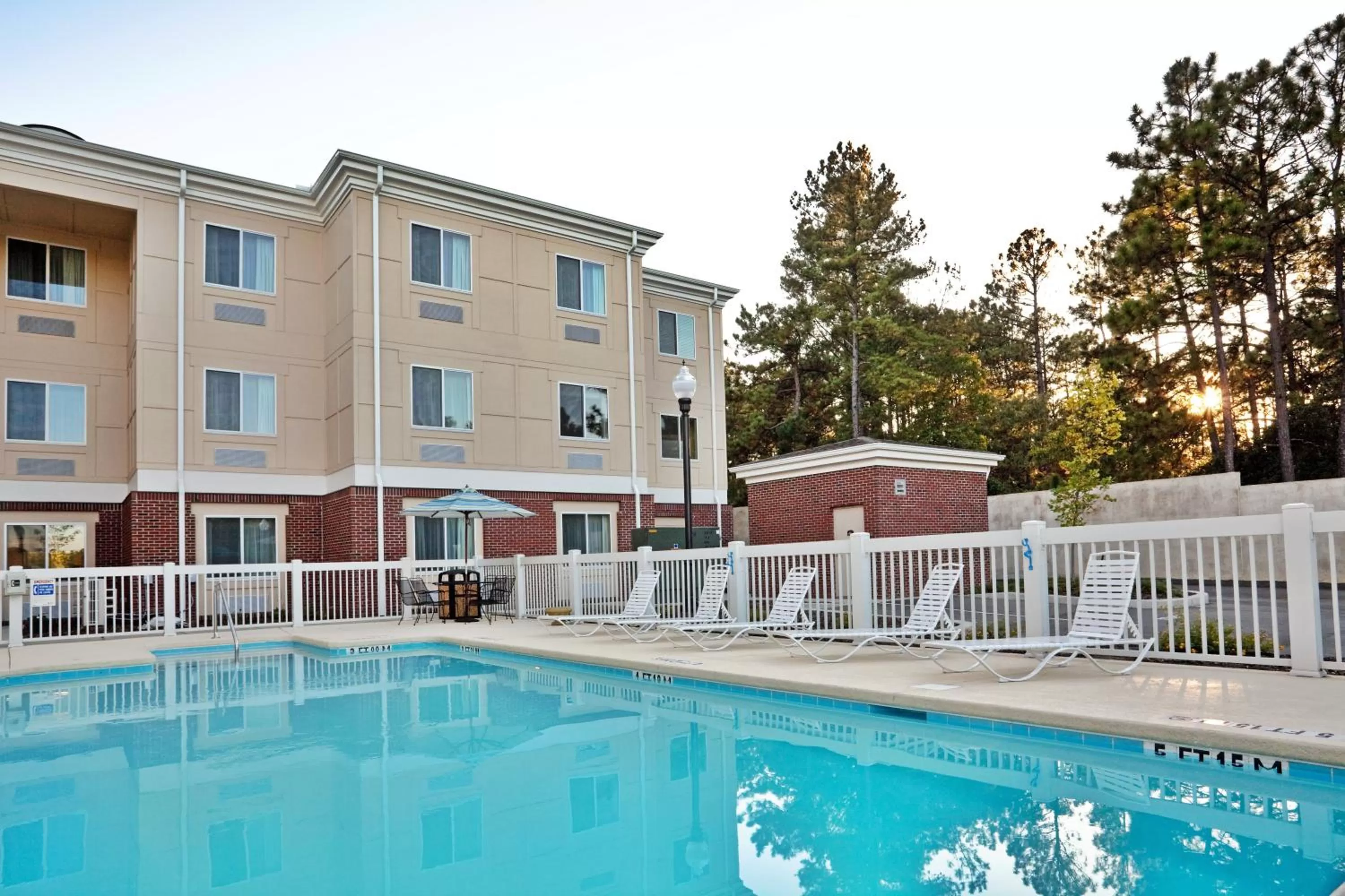 Swimming pool in Holiday Inn Express & Suites Southern Pines-Pinehurst Area by IHG