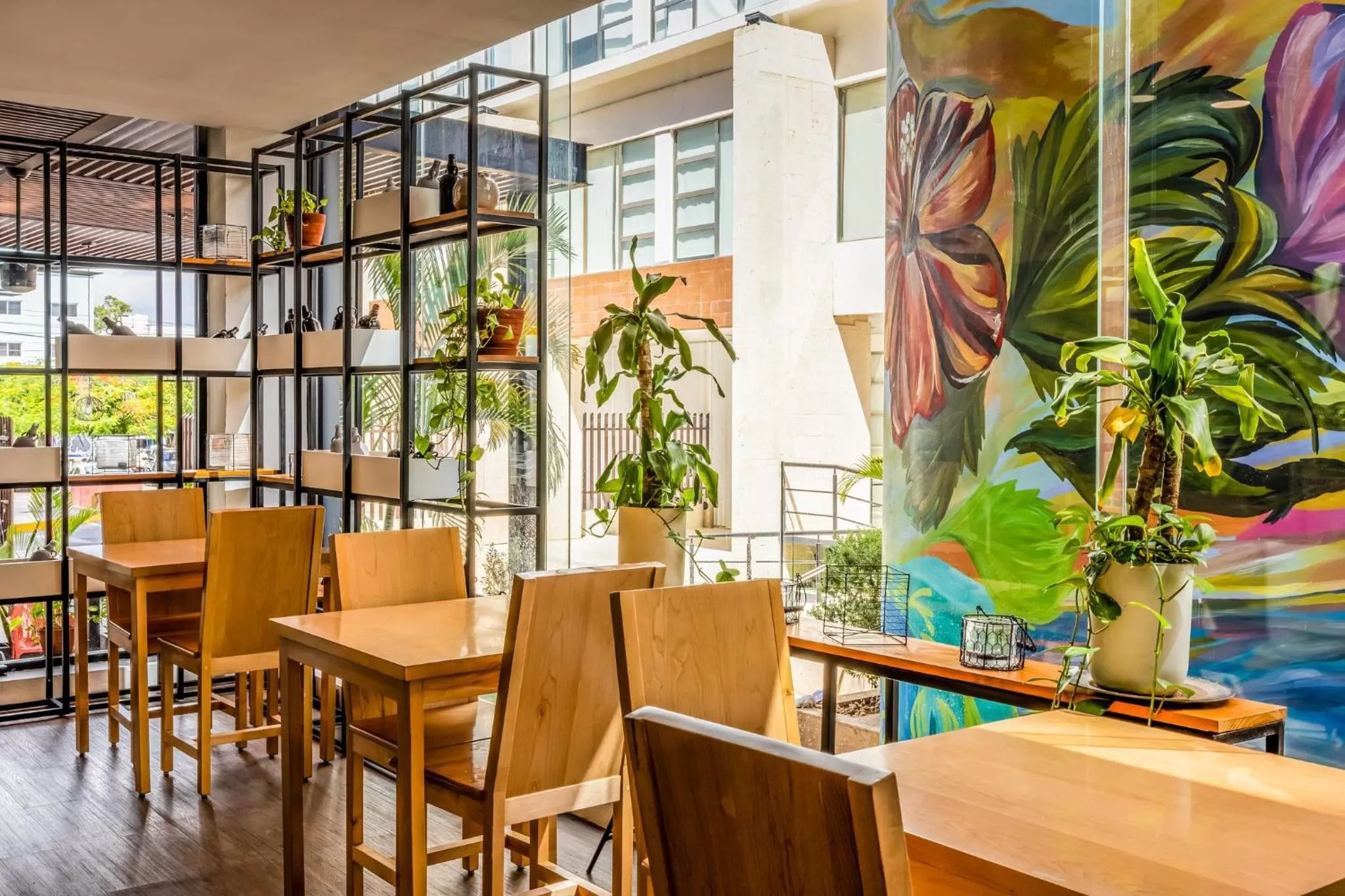 Restaurant/places to eat in Wyndham Garden Cancun Downtown