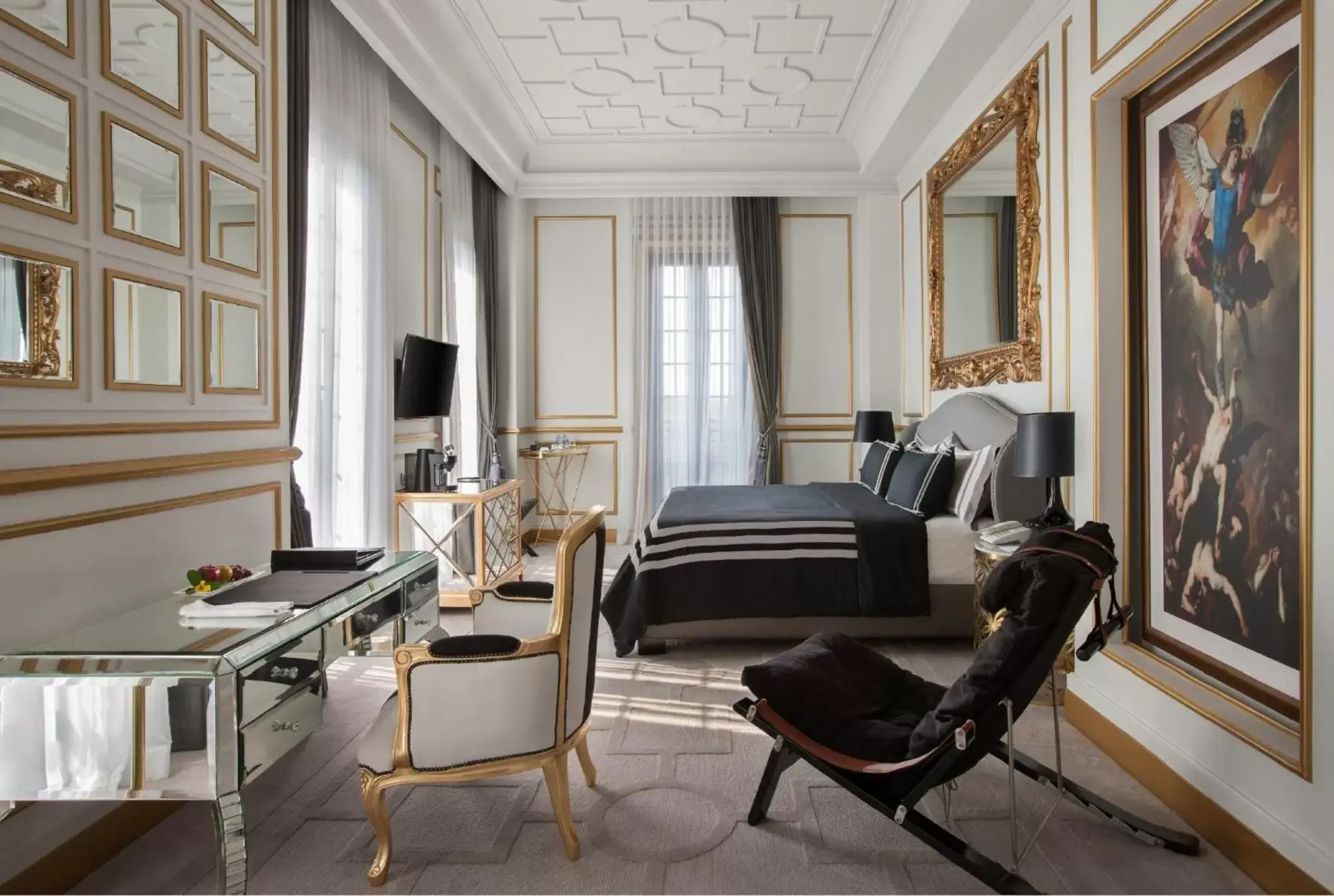 Premier Double Room with Free Mini-bar in Sofia Boutique Residence Premier Double Room with Free Mini-bar in Sofia Boutique Residence