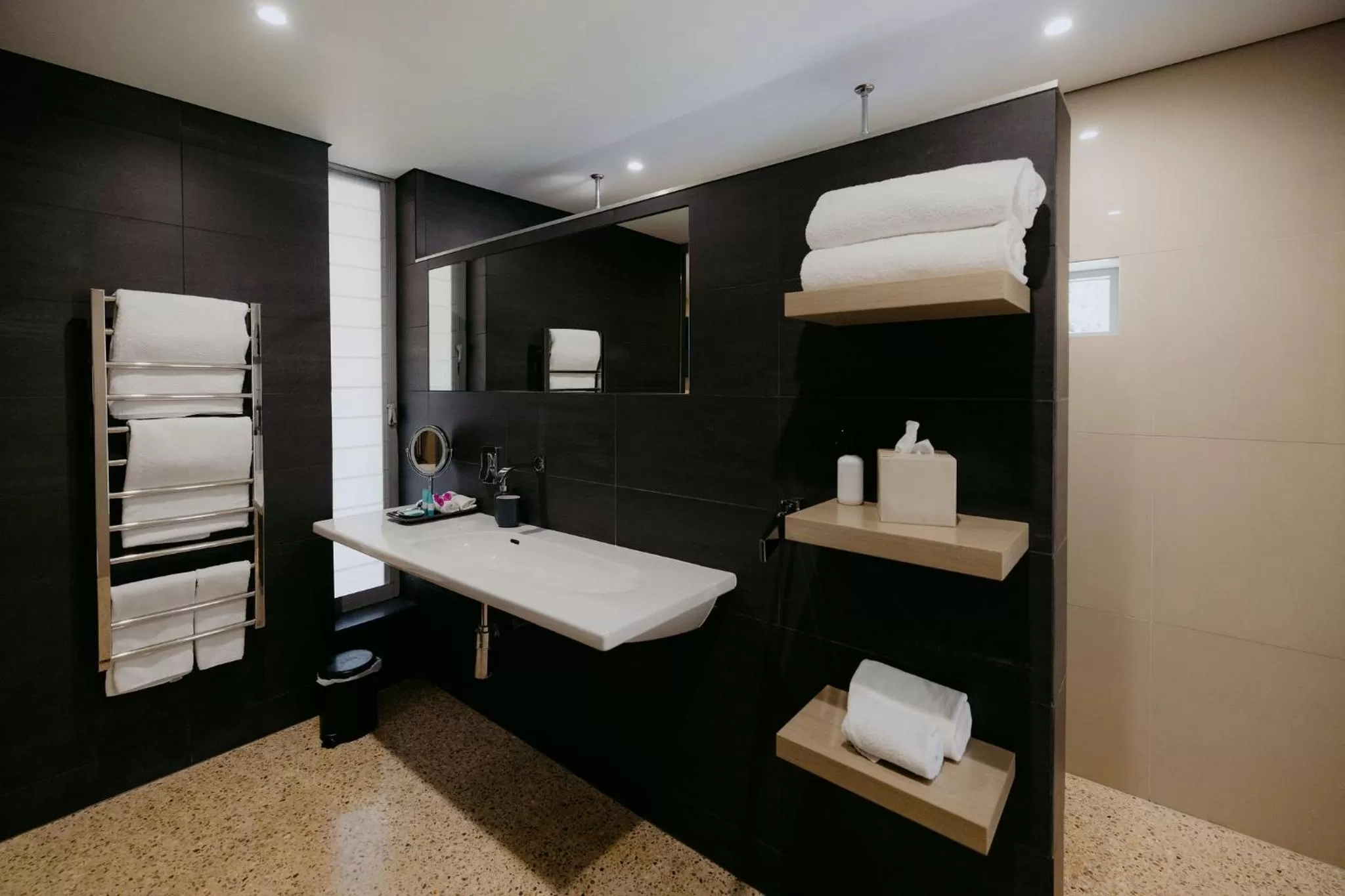 Shower in Losari Retreat