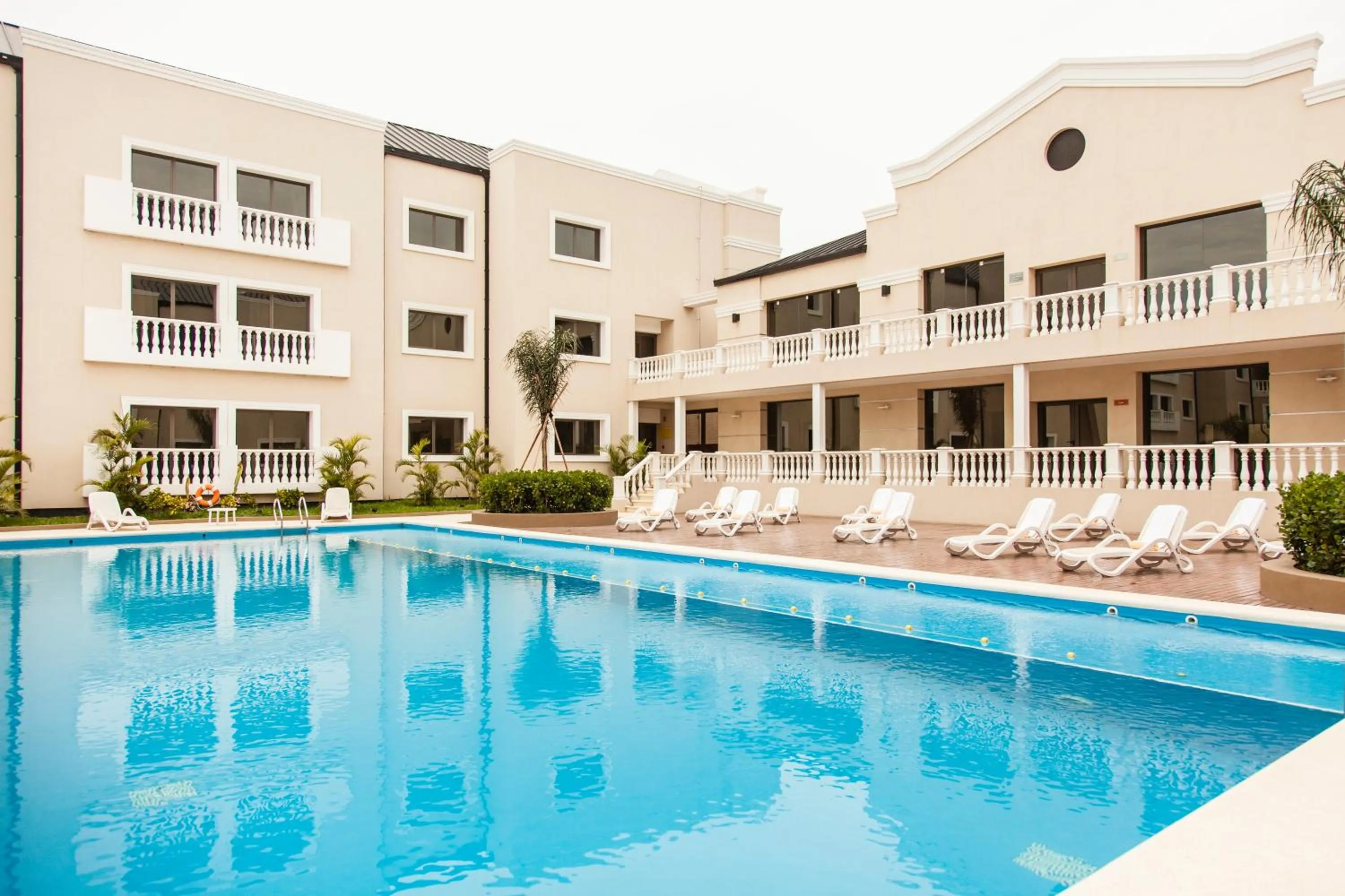 Howard Johnson Hotel & Casino