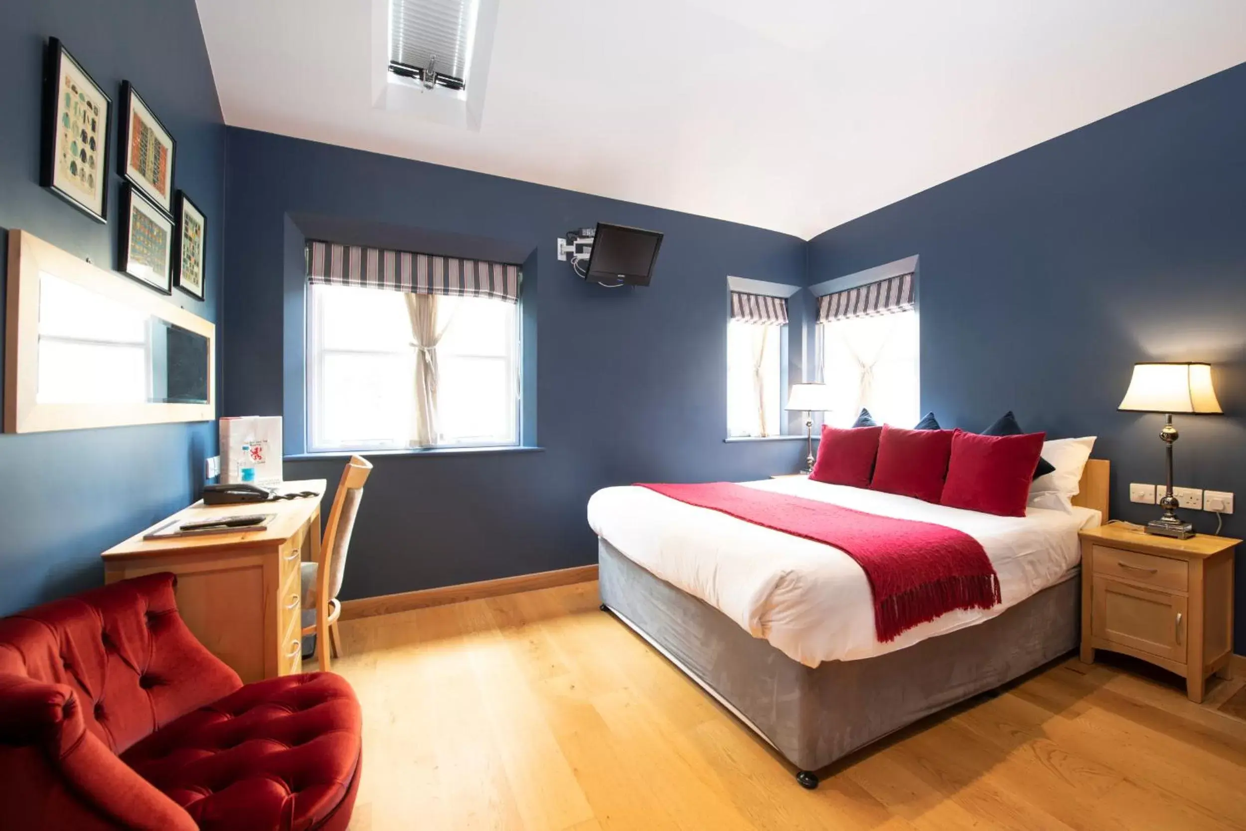 Double Room with Private Bathroom in The Red Lion Hinxton Double Room with Private Bathroom in The Red Lion Hinxton