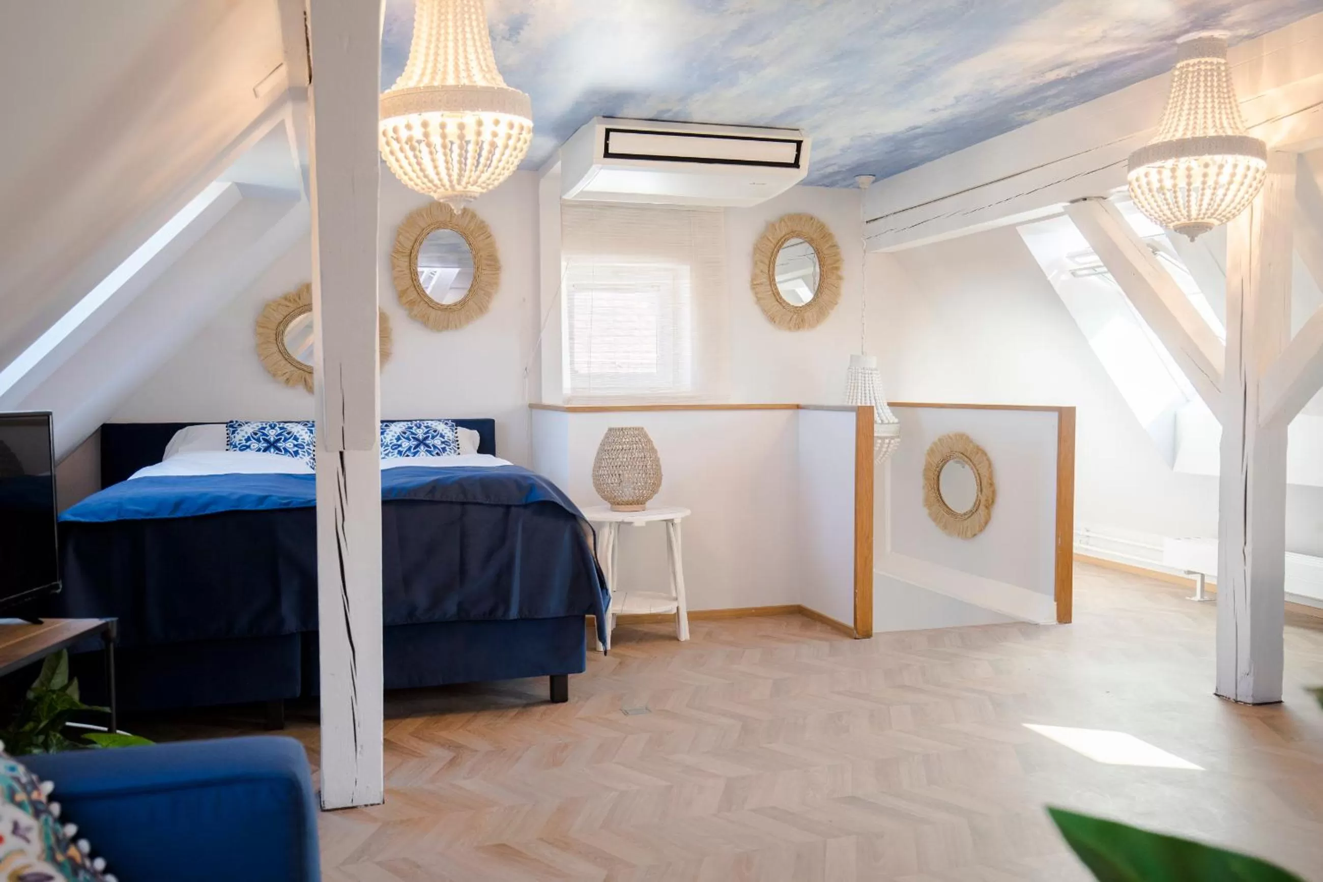 Bathroom, Bed in The Henry Self Check-In Guesthouse