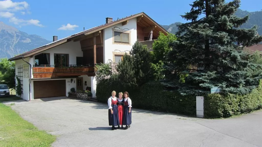 Property building in Haus Hager