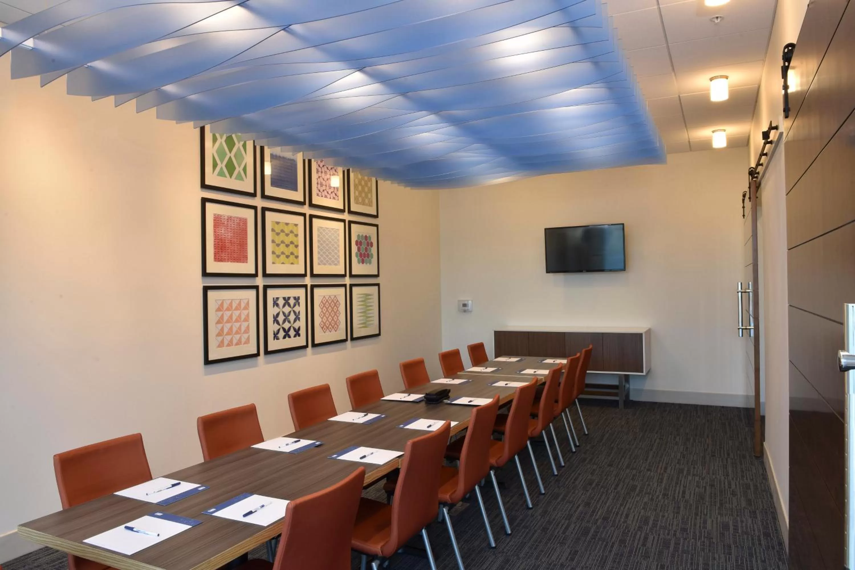 Meeting/conference room in Holiday Inn Express & Suites - Orlando - Southeast by IHG