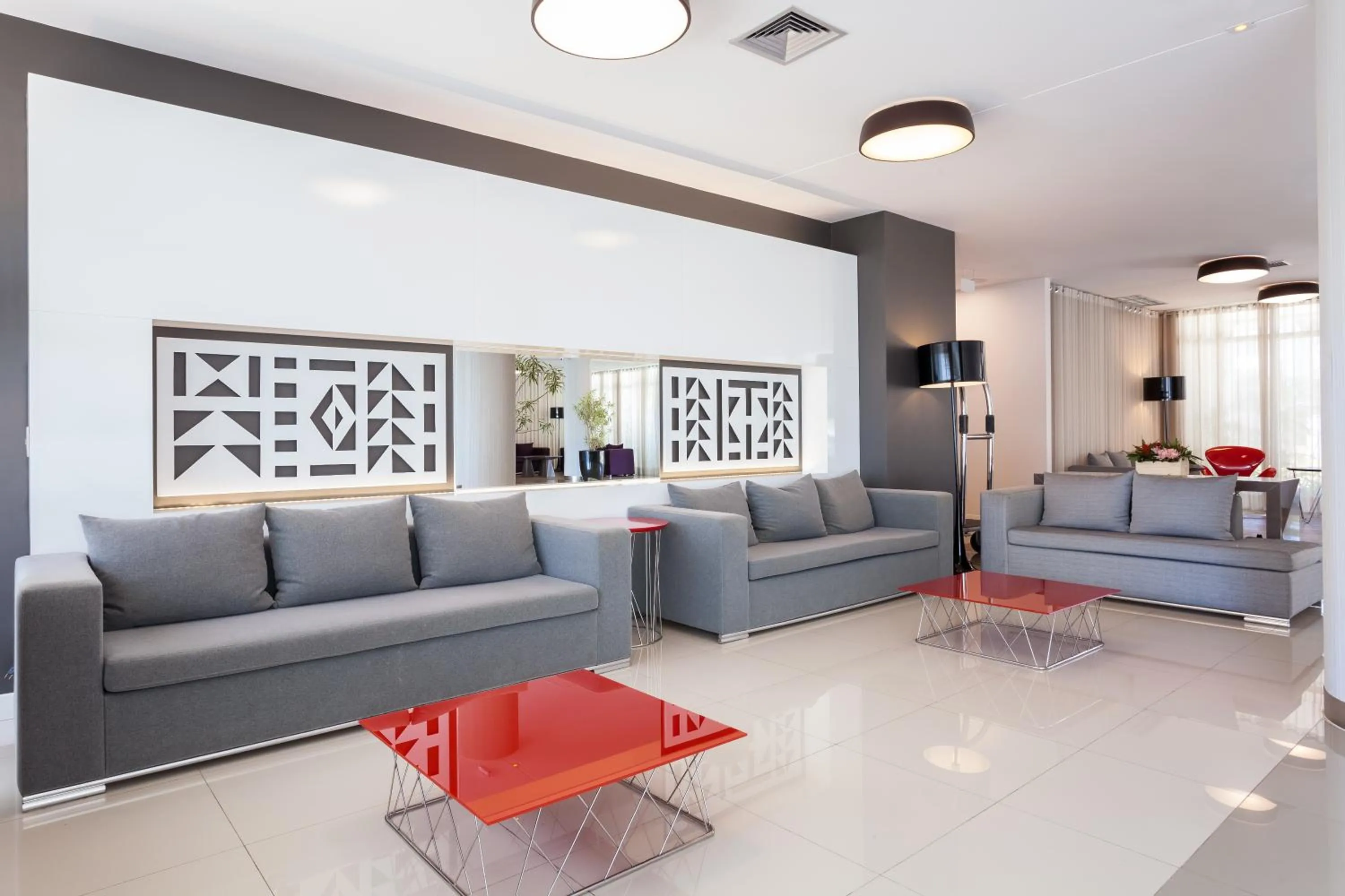 Lobby or reception, Seating Area in eSuites Spa Lagoa Santa