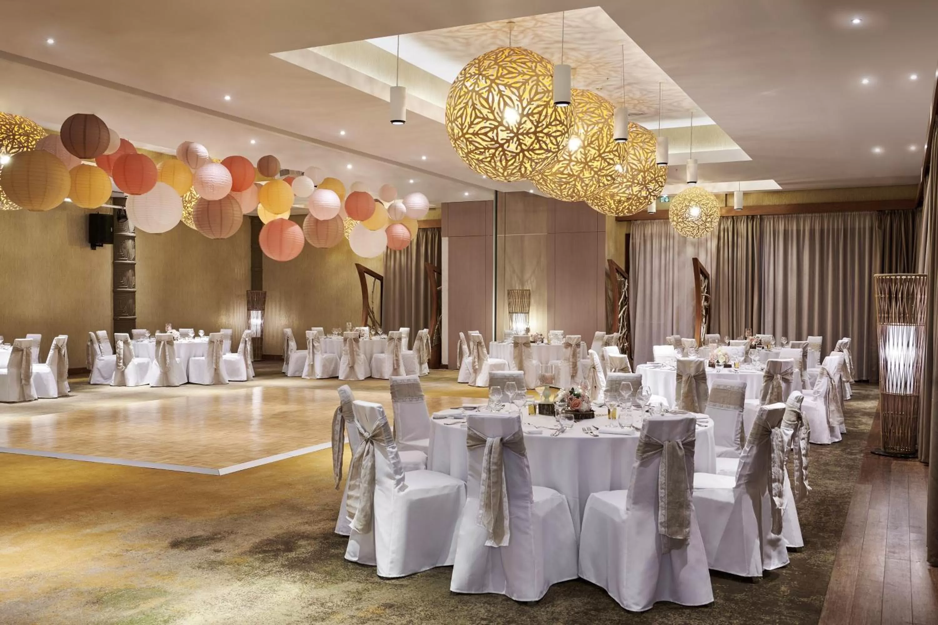 Lobby or reception in Sheraton New Caledonia Deva Spa & Golf Resort