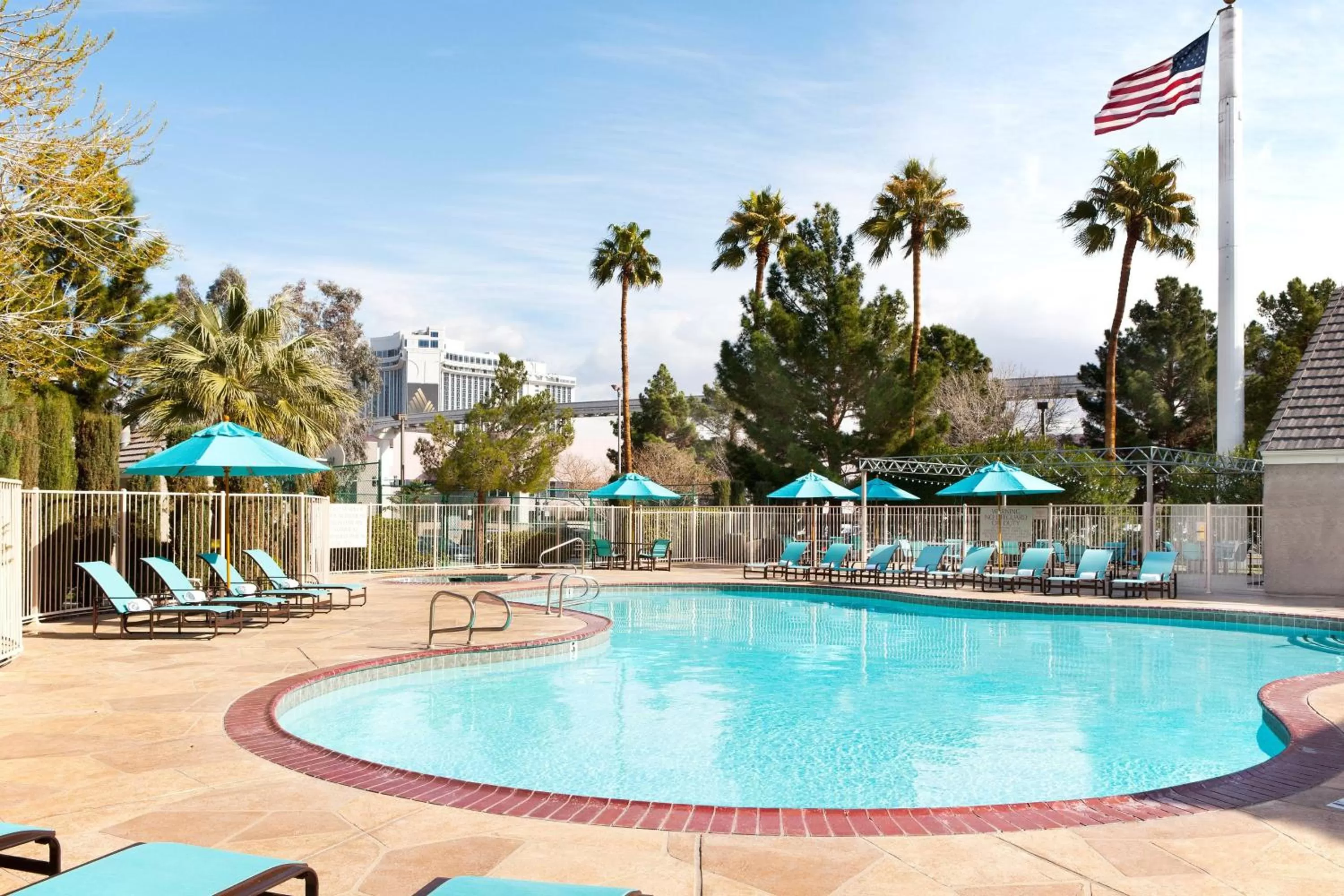 Swimming pool in Residence Inn by Marriott Las Vegas Convention Center