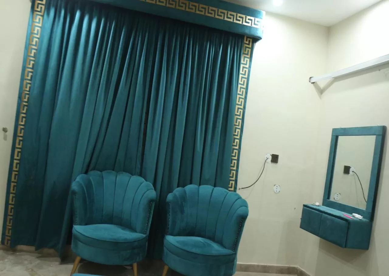 Seating Area in HOTEL DE SMART Multan