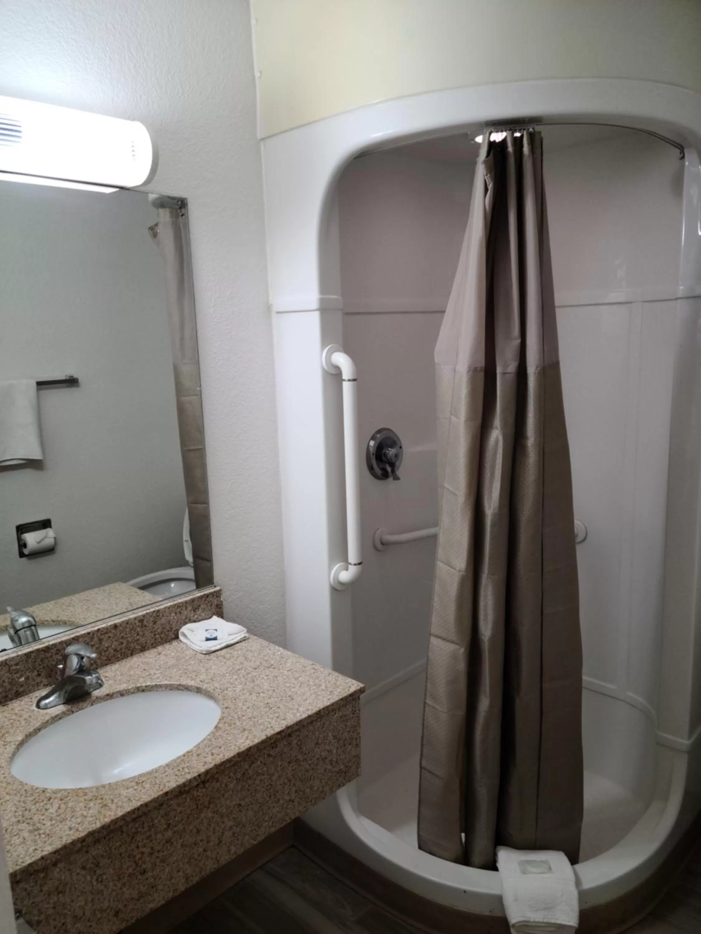 Shower in Motel 9 Las Cruces