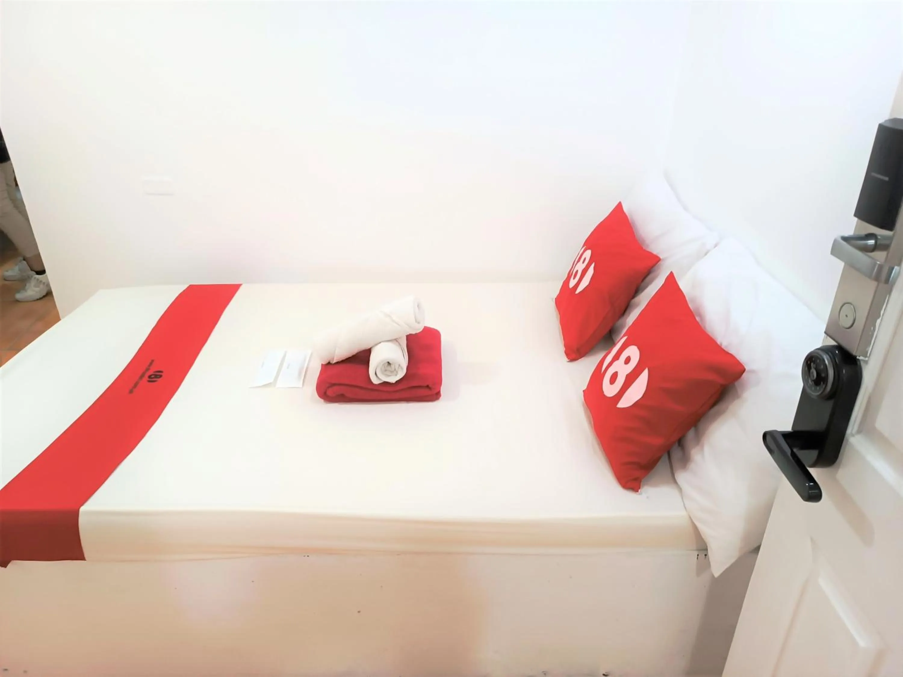 Bedroom, Bed in 8Hostel