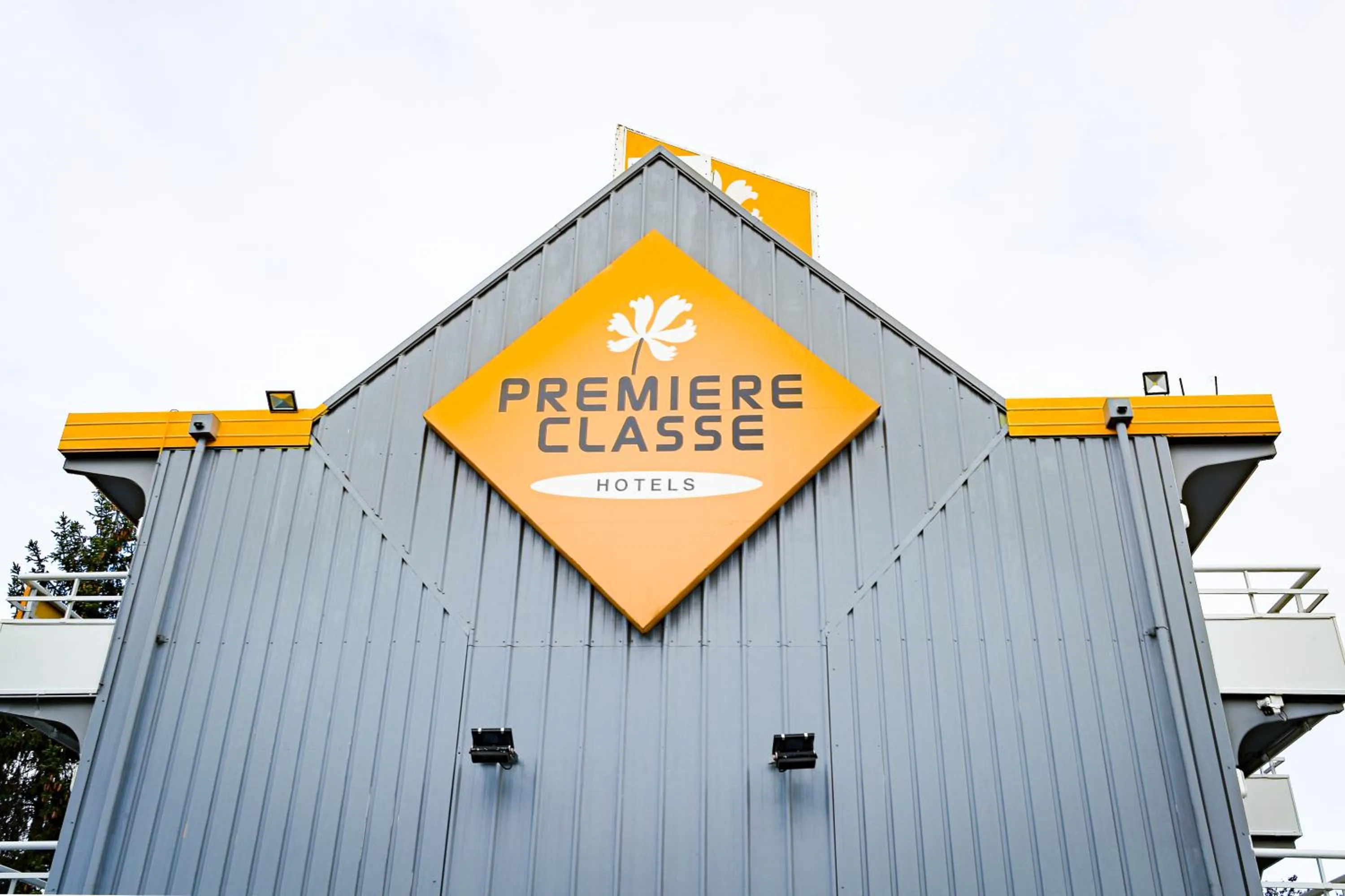 Property building in Premiere Classe St Quentin