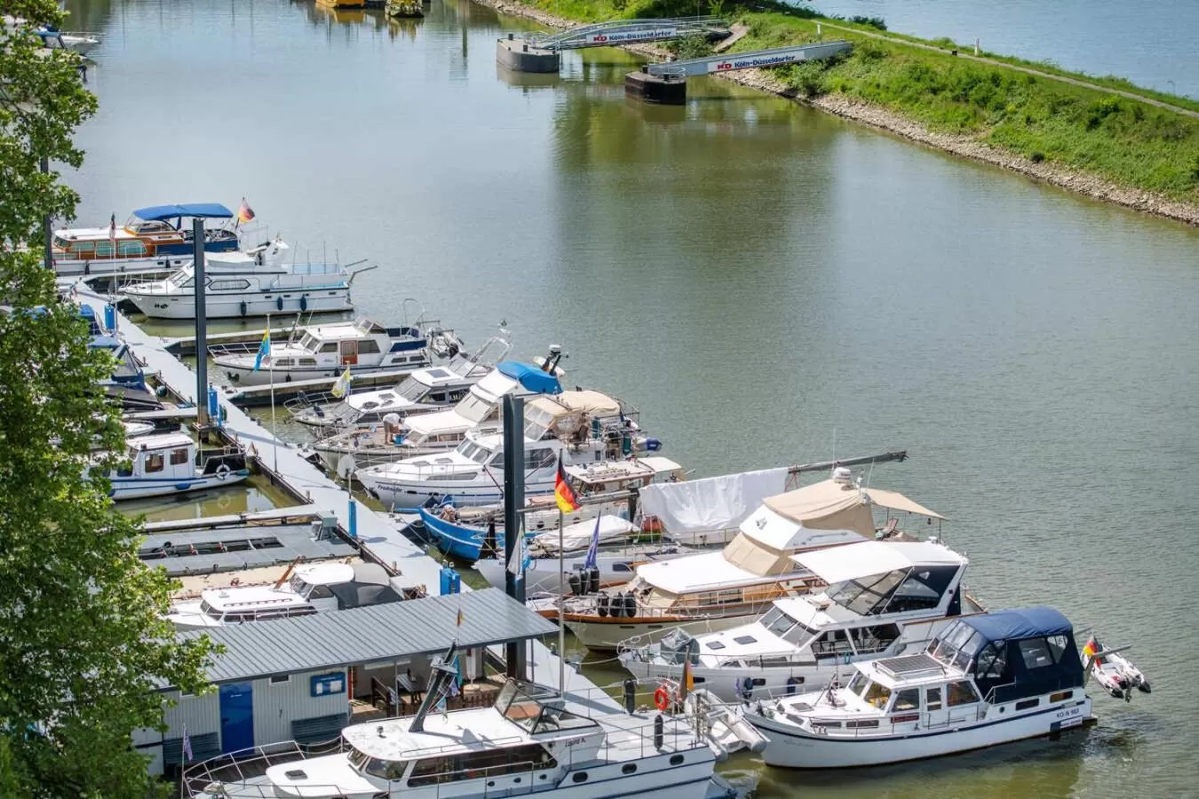 Staff in Diehls Hotel