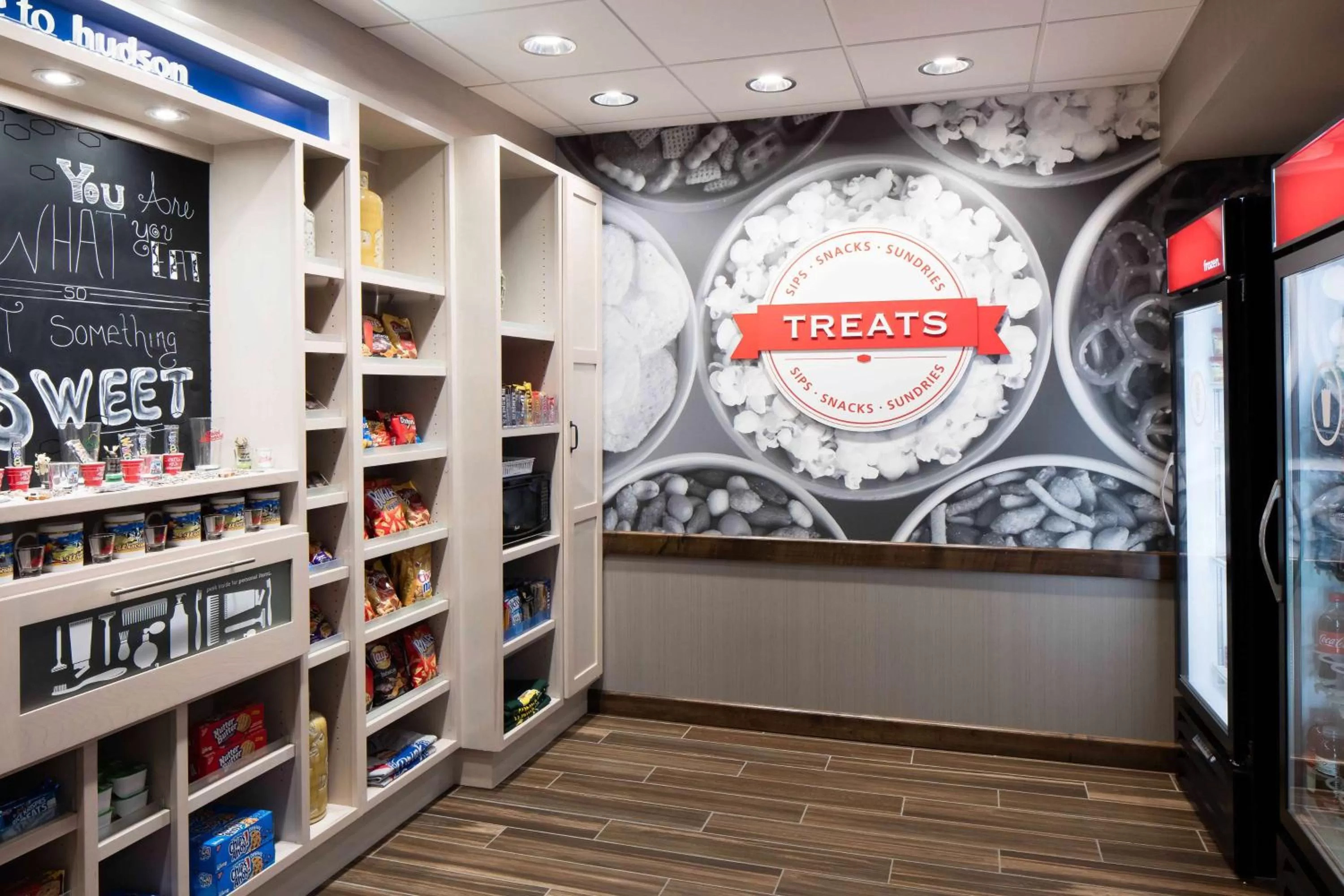 Restaurant/places to eat in Hampton Inn & Suites-Hudson Wisconsin