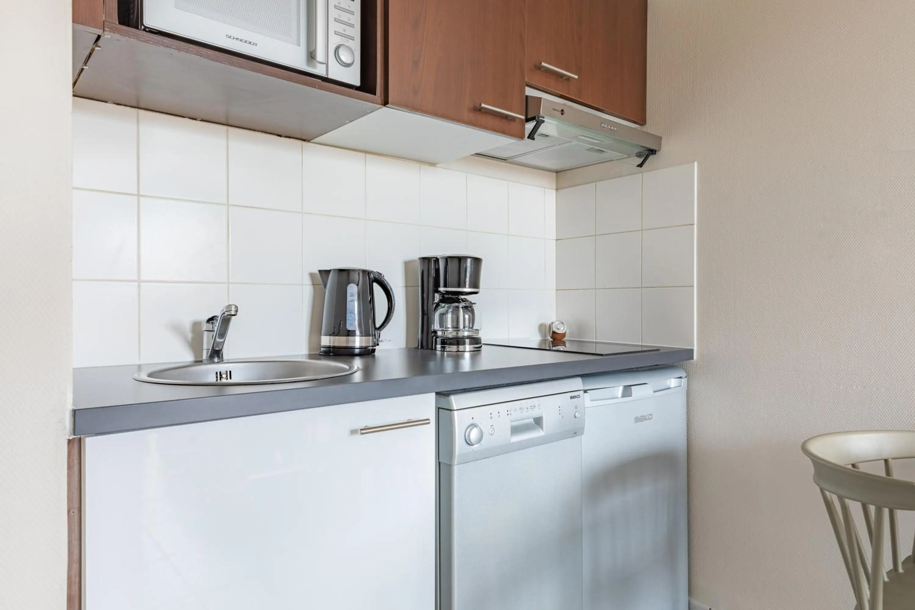 Kitchen or kitchenette in Appart'City Classic Toulouse Colomiers