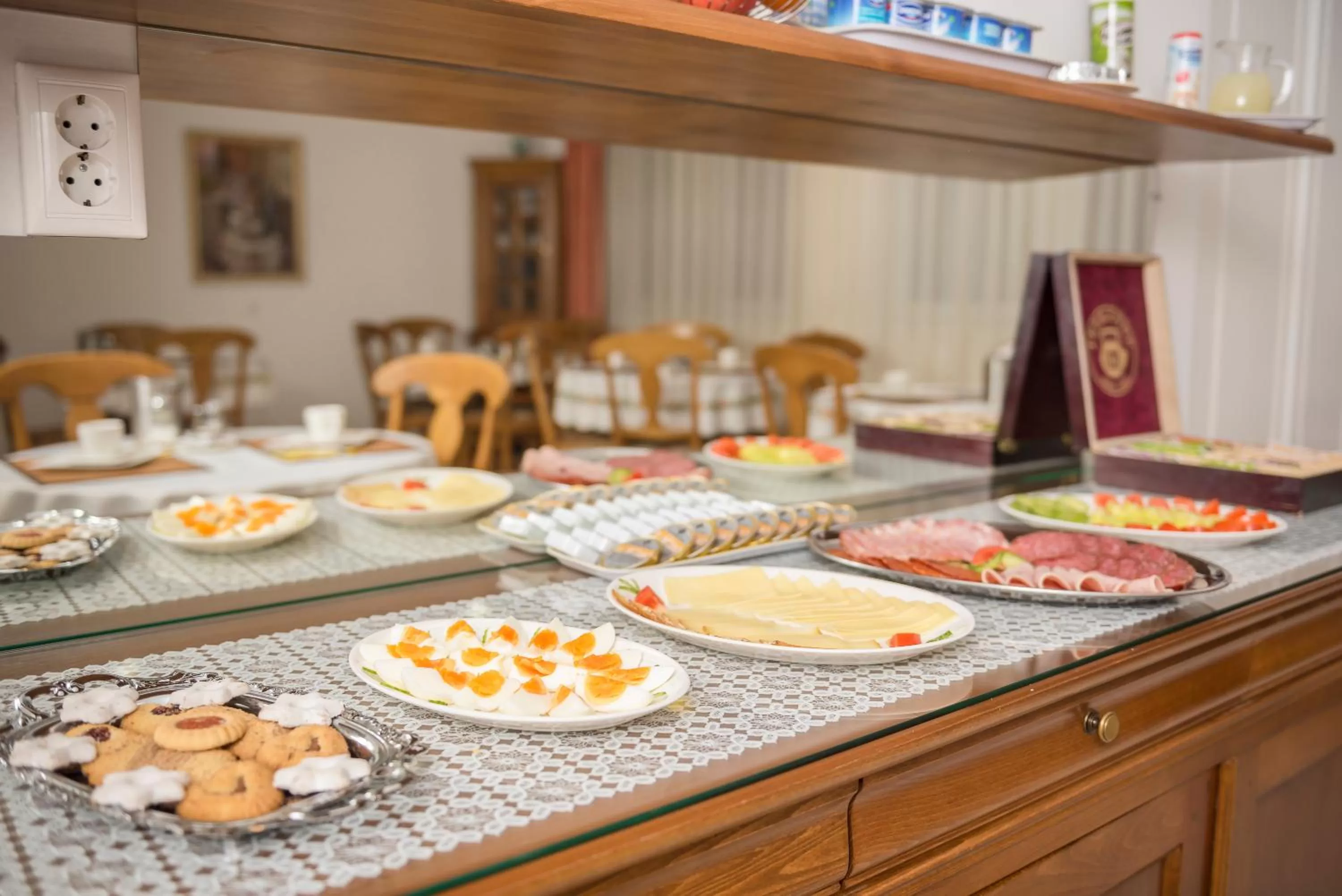 Buffet breakfast in Kata Panzió