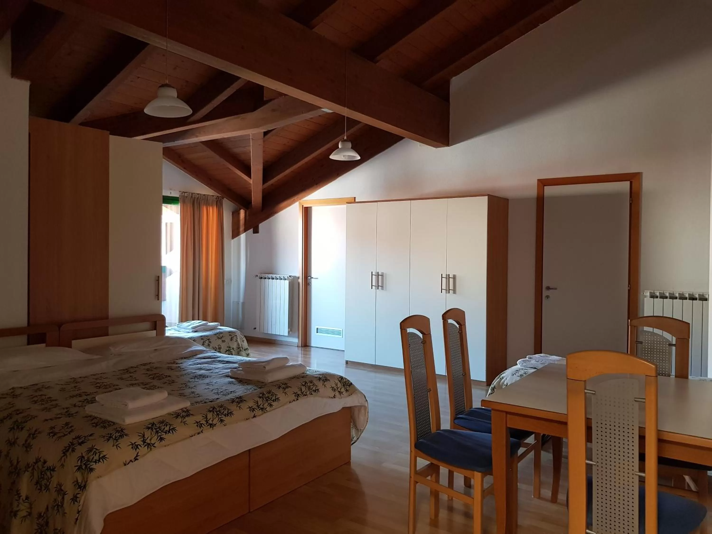 Photo of the whole room in Hotel Oasi