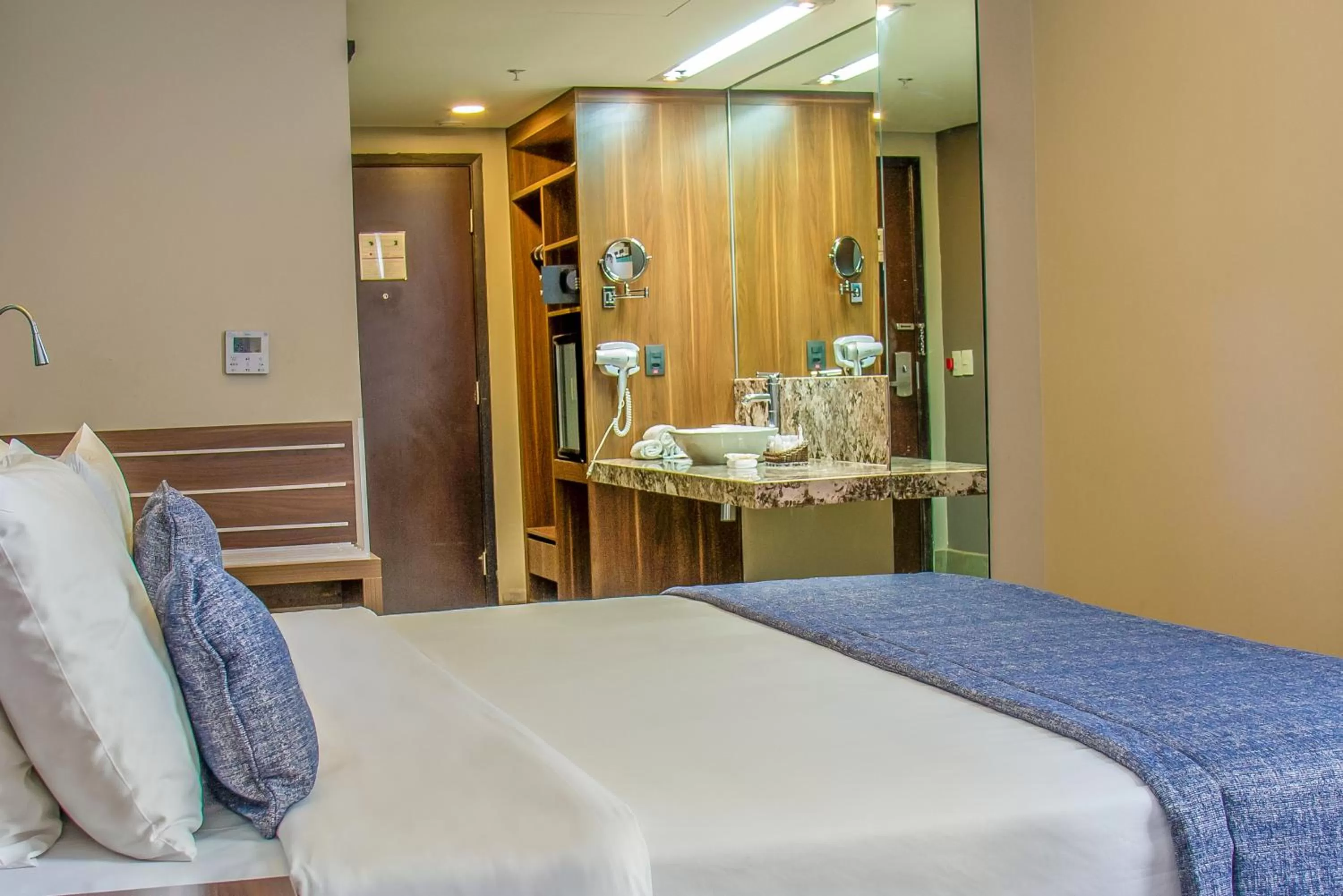 Bed in Prodigy Santos Dumont by Wish