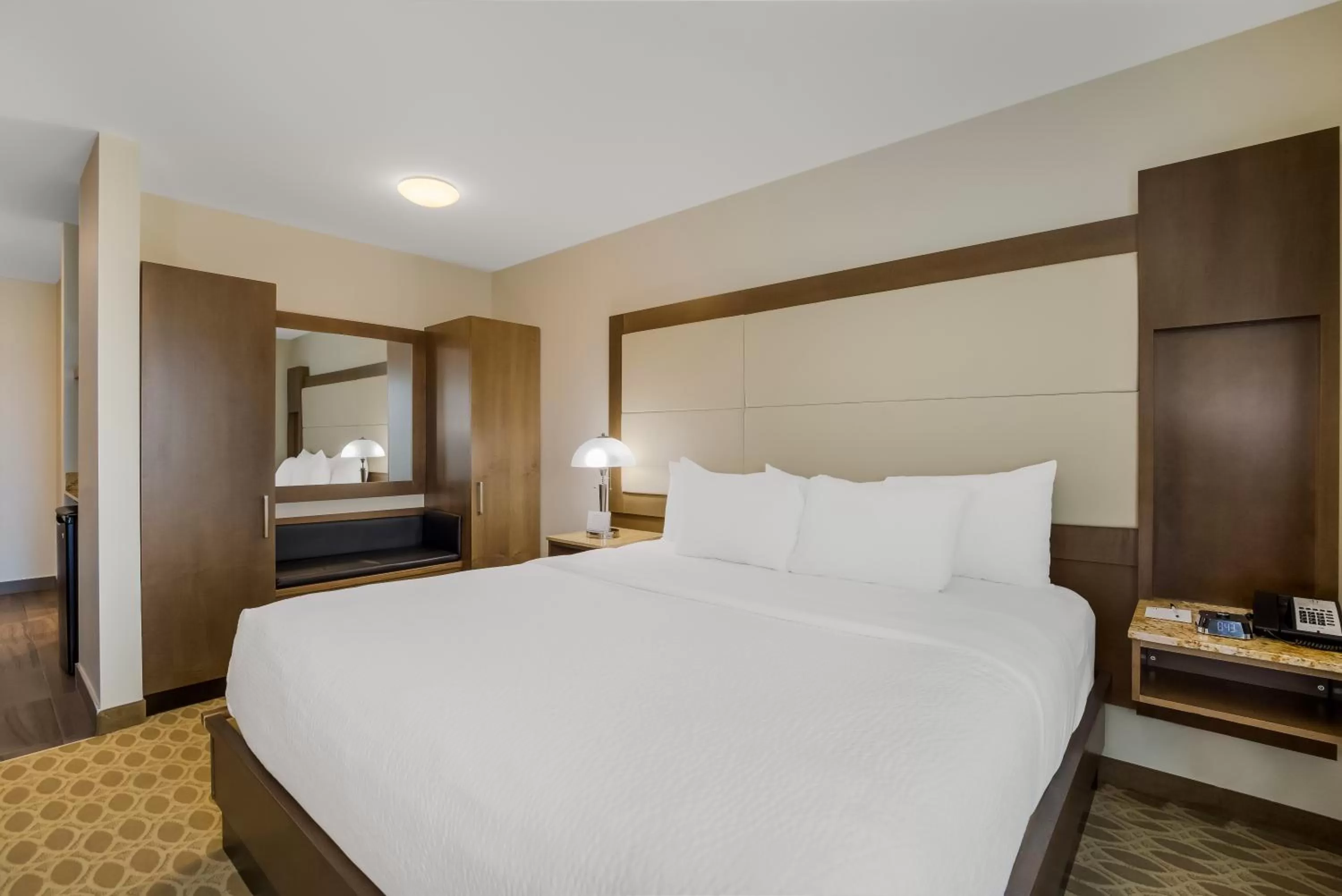 Bedroom, Bed in Hotel 11, MOD A Sonesta Collection