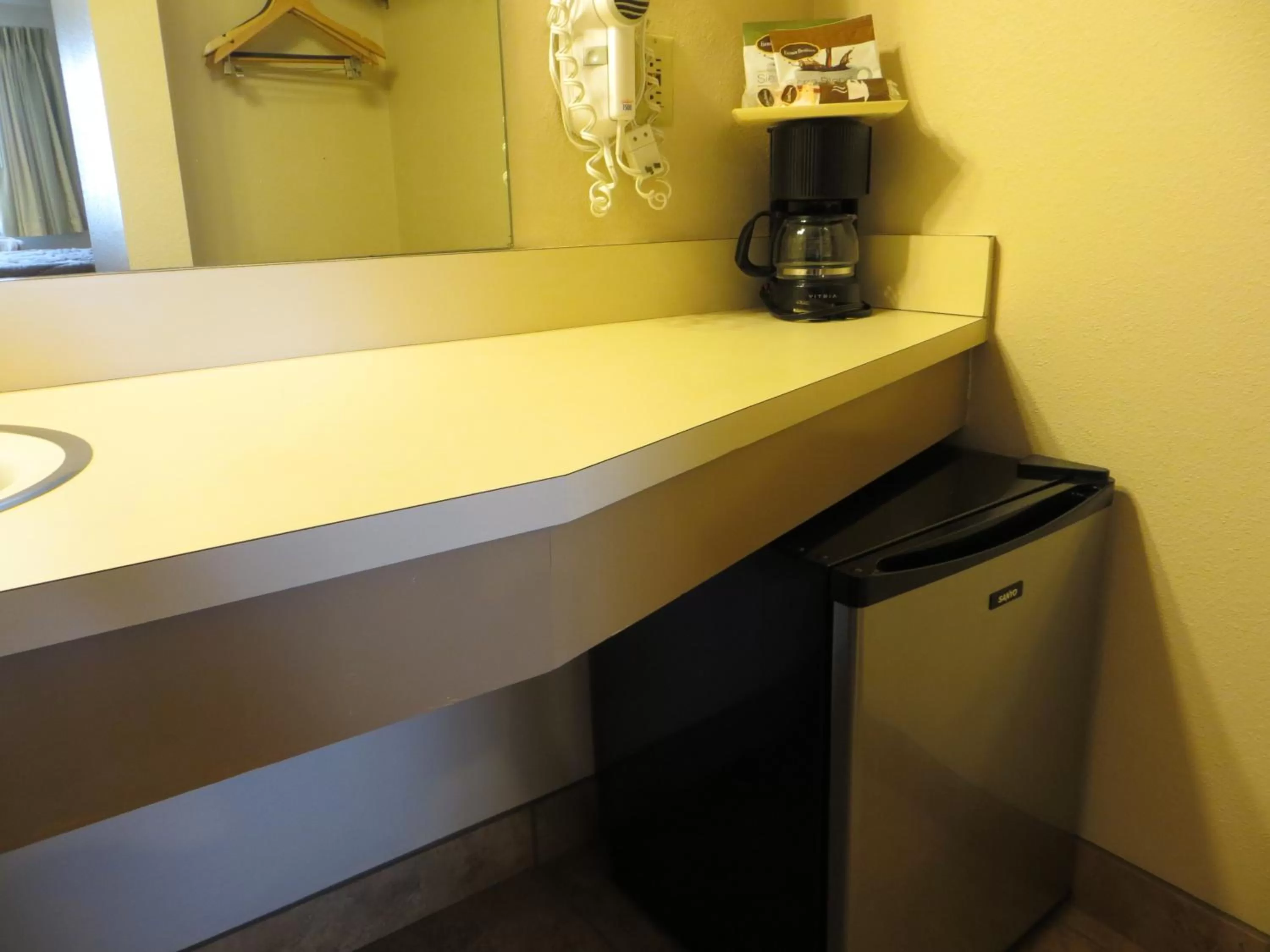 Bathroom in Jailhouse Motel and Casino