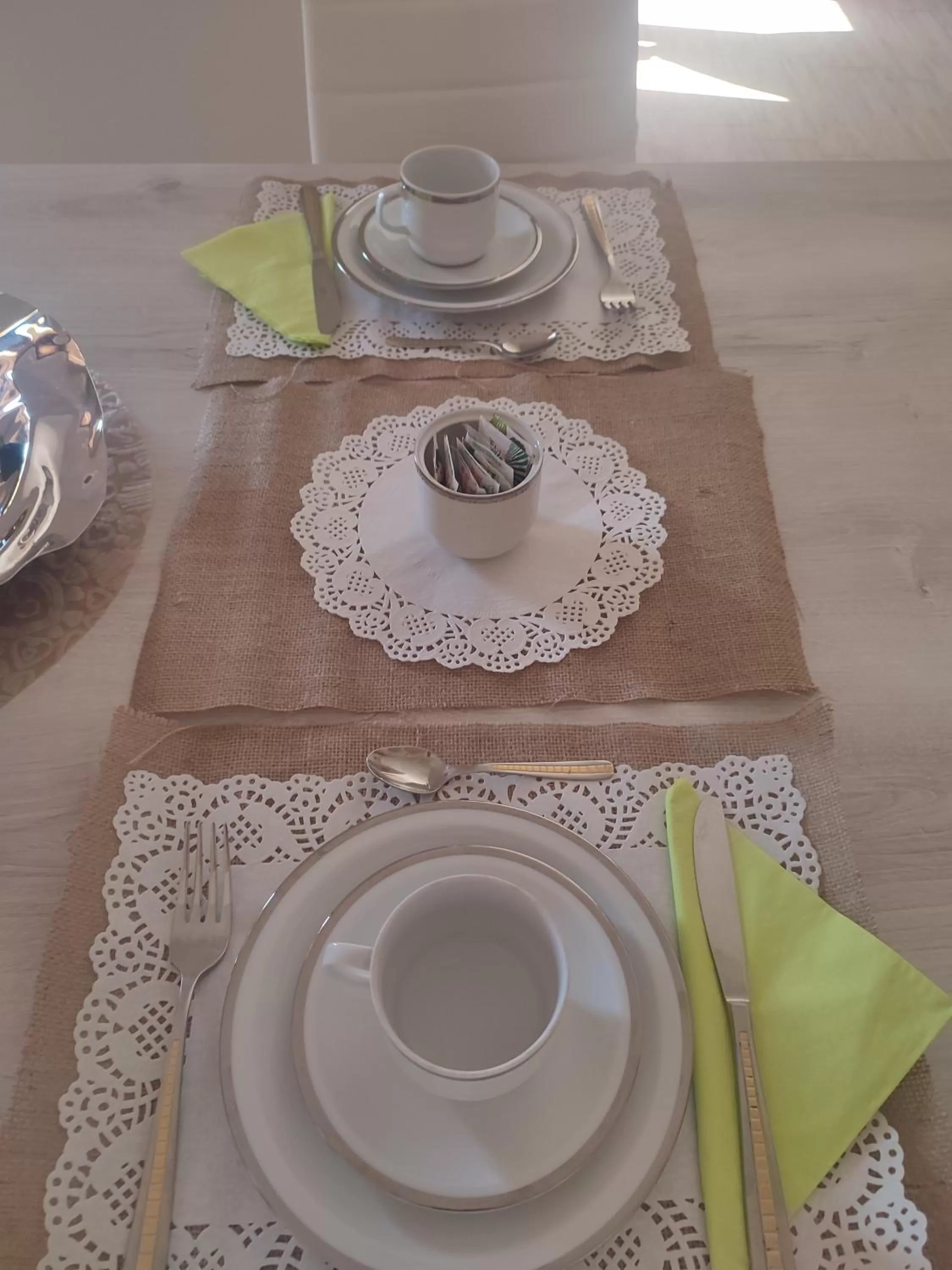 Food and drinks in B&B Ottoulivi