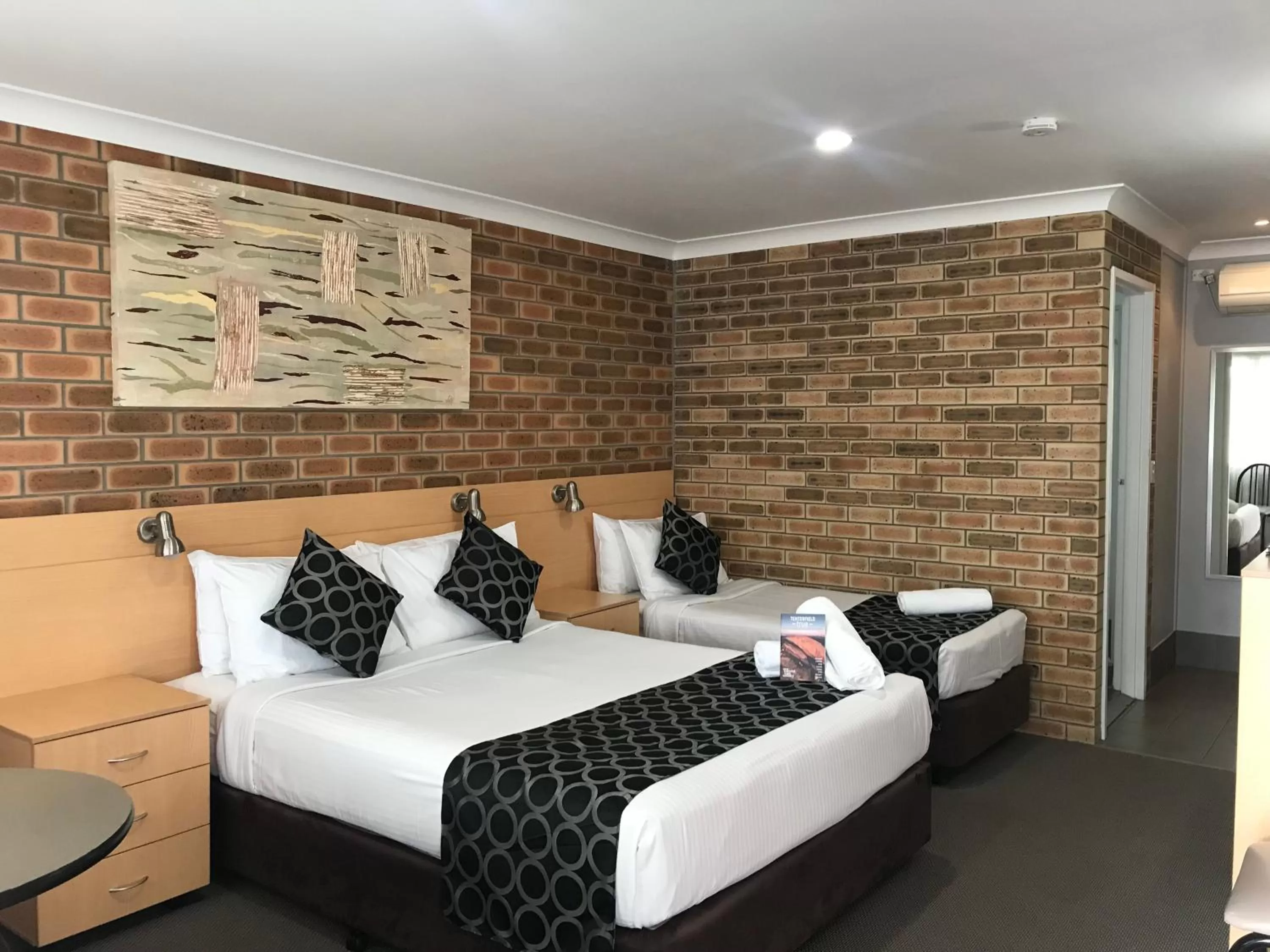 Bed in Jumbuck Motor Inn