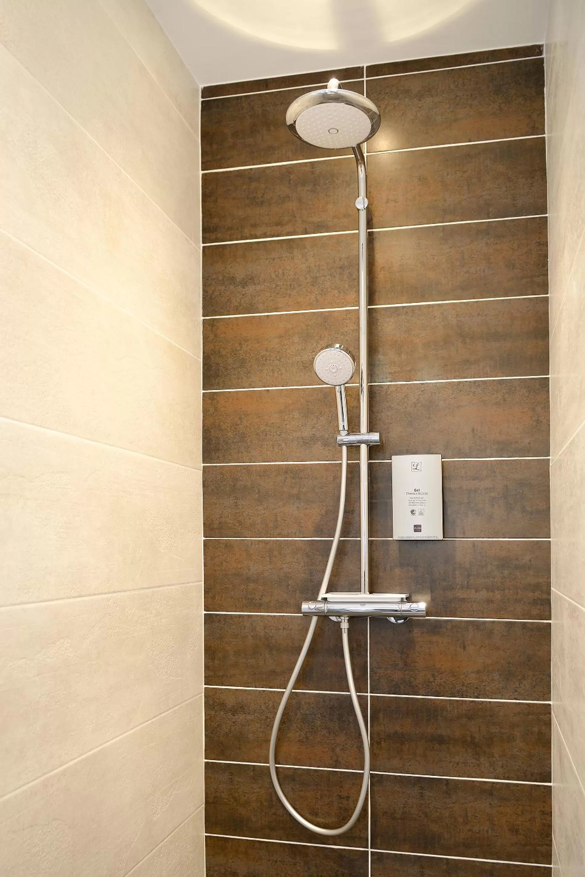 Bathroom in Logis Hôtel Le Saint Florent