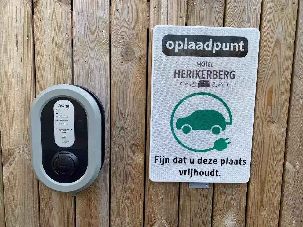 Logo/Certificate/Sign in Landhuis Hotel de Herikerberg