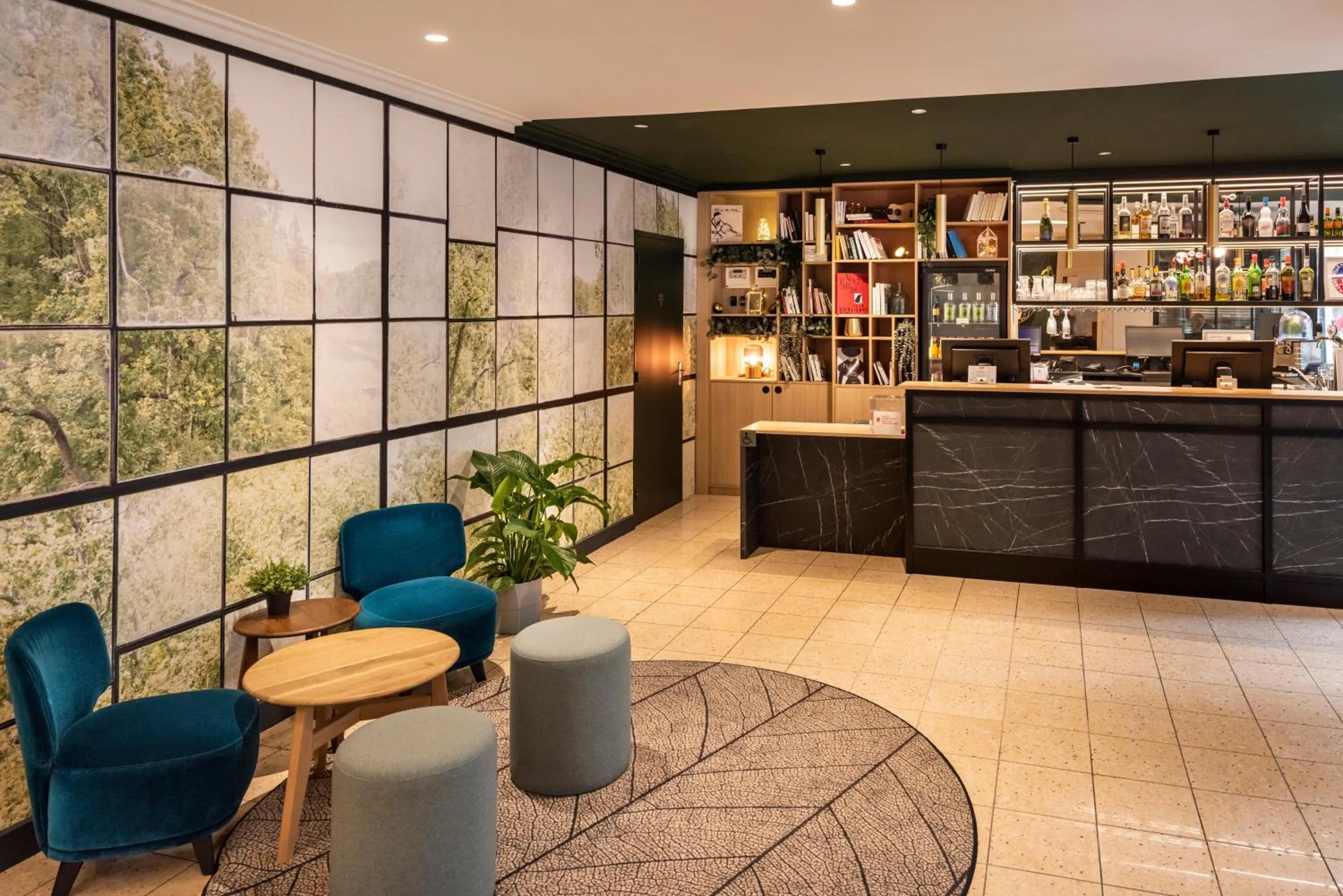 Lobby or reception in ibis Paris Bastille Faubourg St Antoine