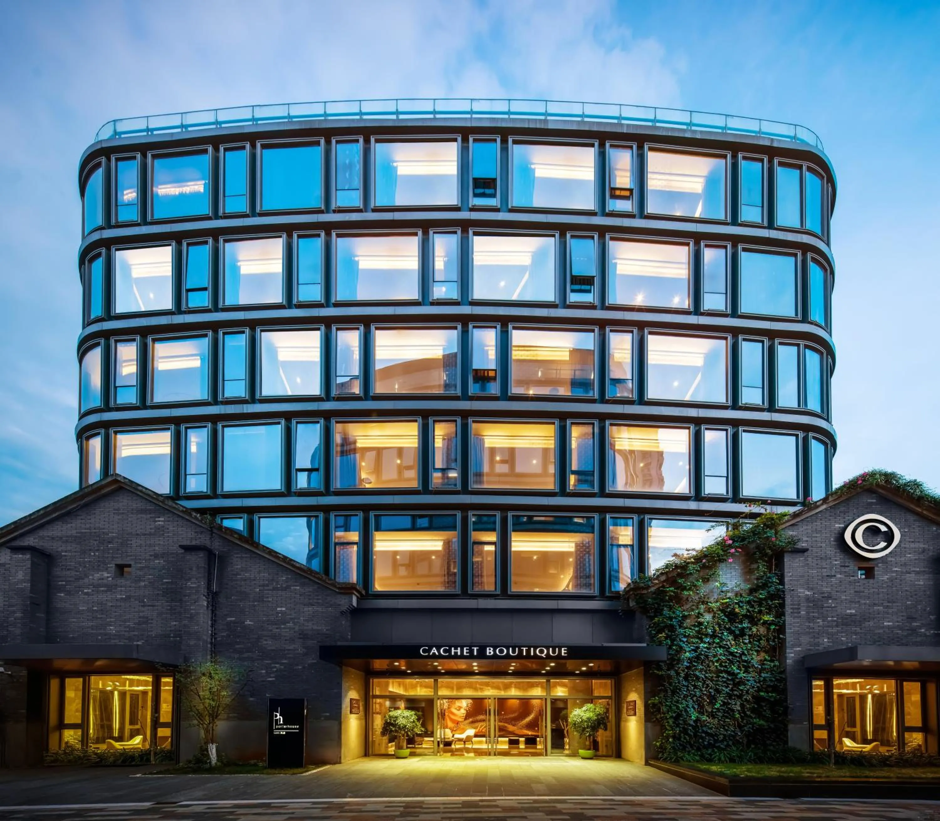 Property building in Cachet Boutique Kunming Artime 昆明彩云里凯世精品酒店