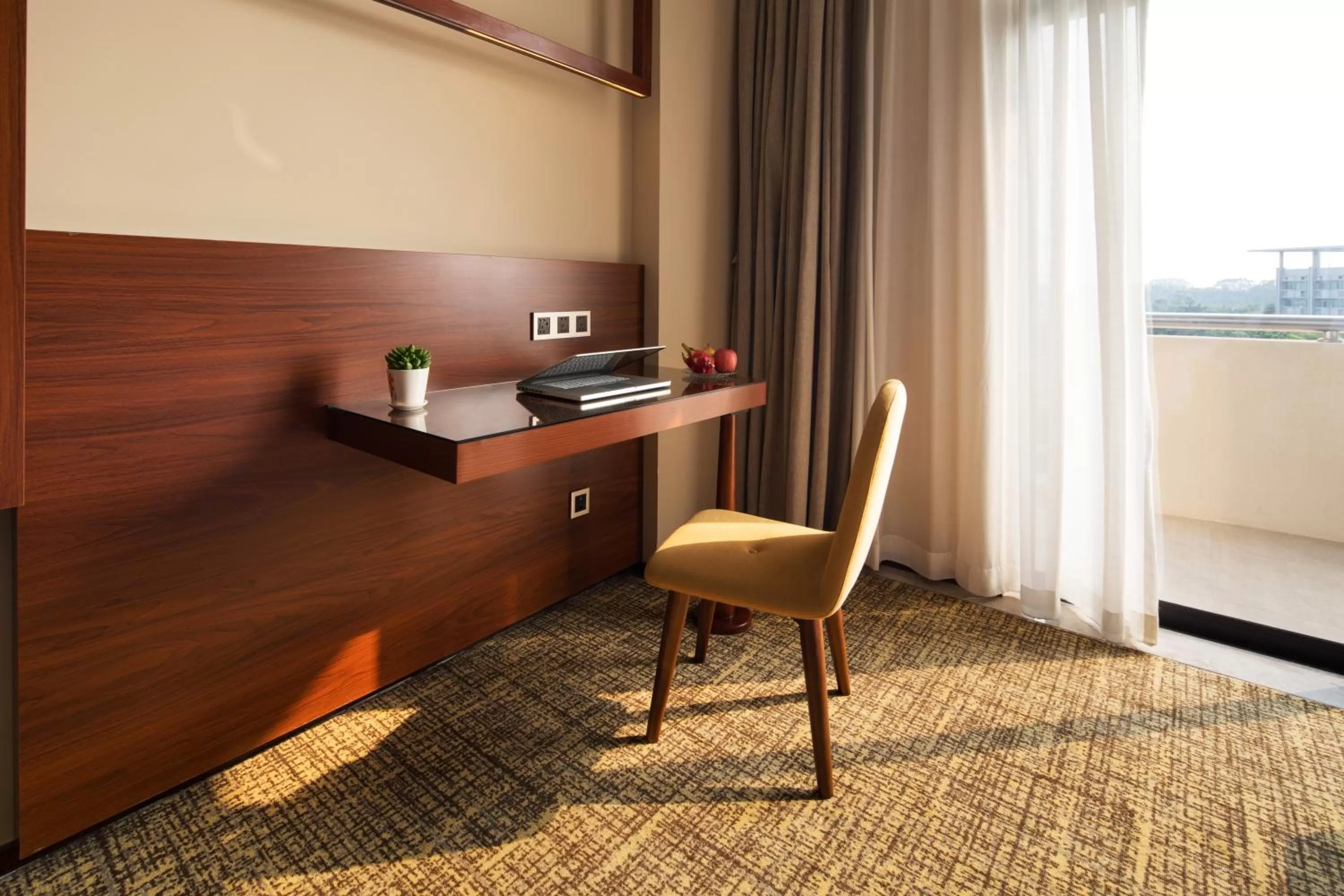 Decorative detail in Ausotel Smart Baiyun International Airport T2-Free 24-hour airport pick-up