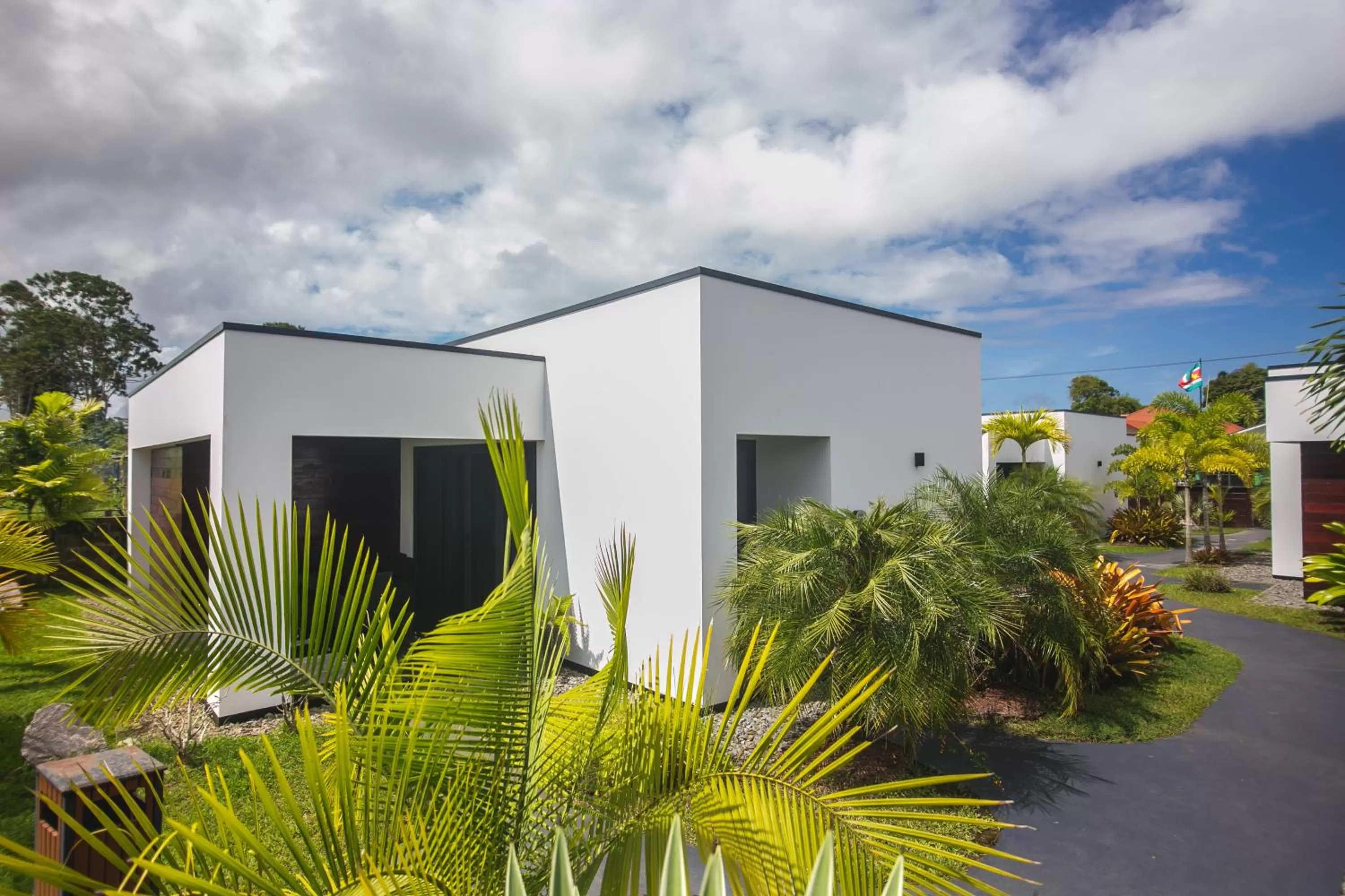 Bronbella Villa Residence