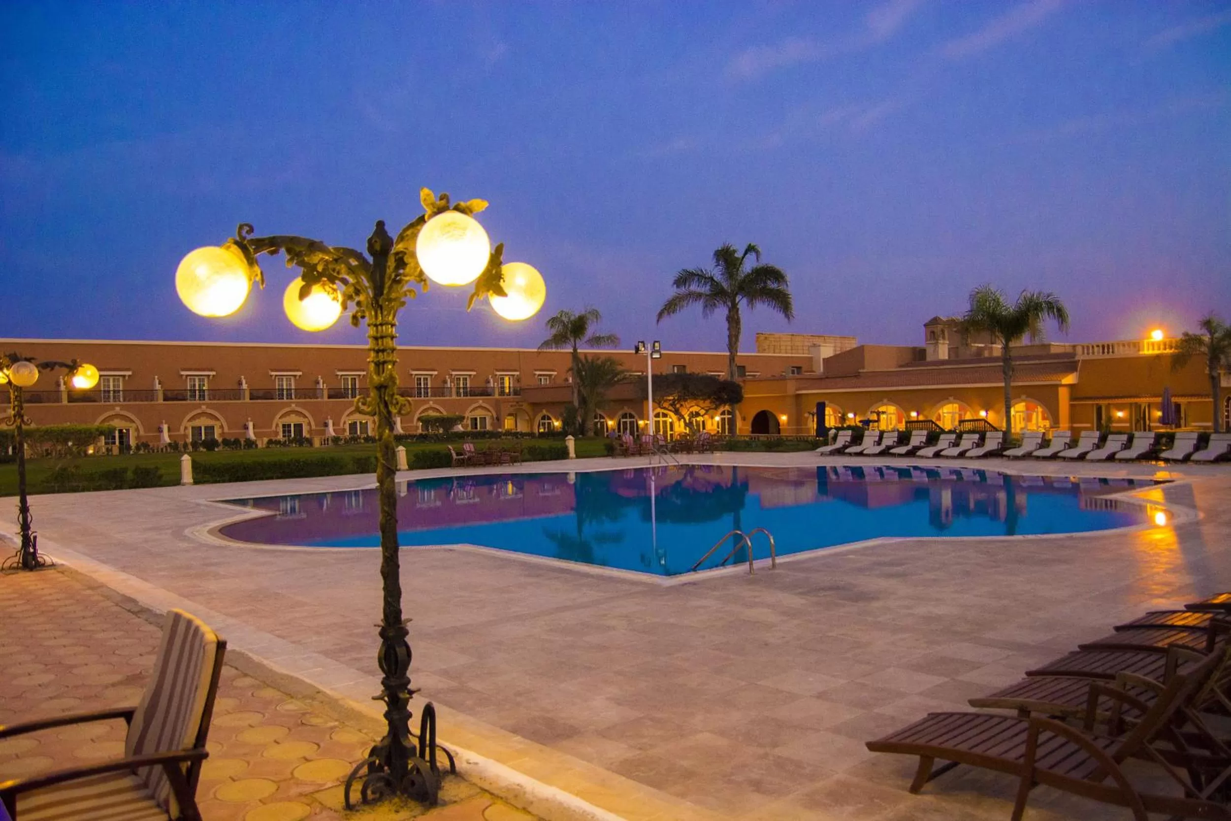 Helnan Auberge Fayoum