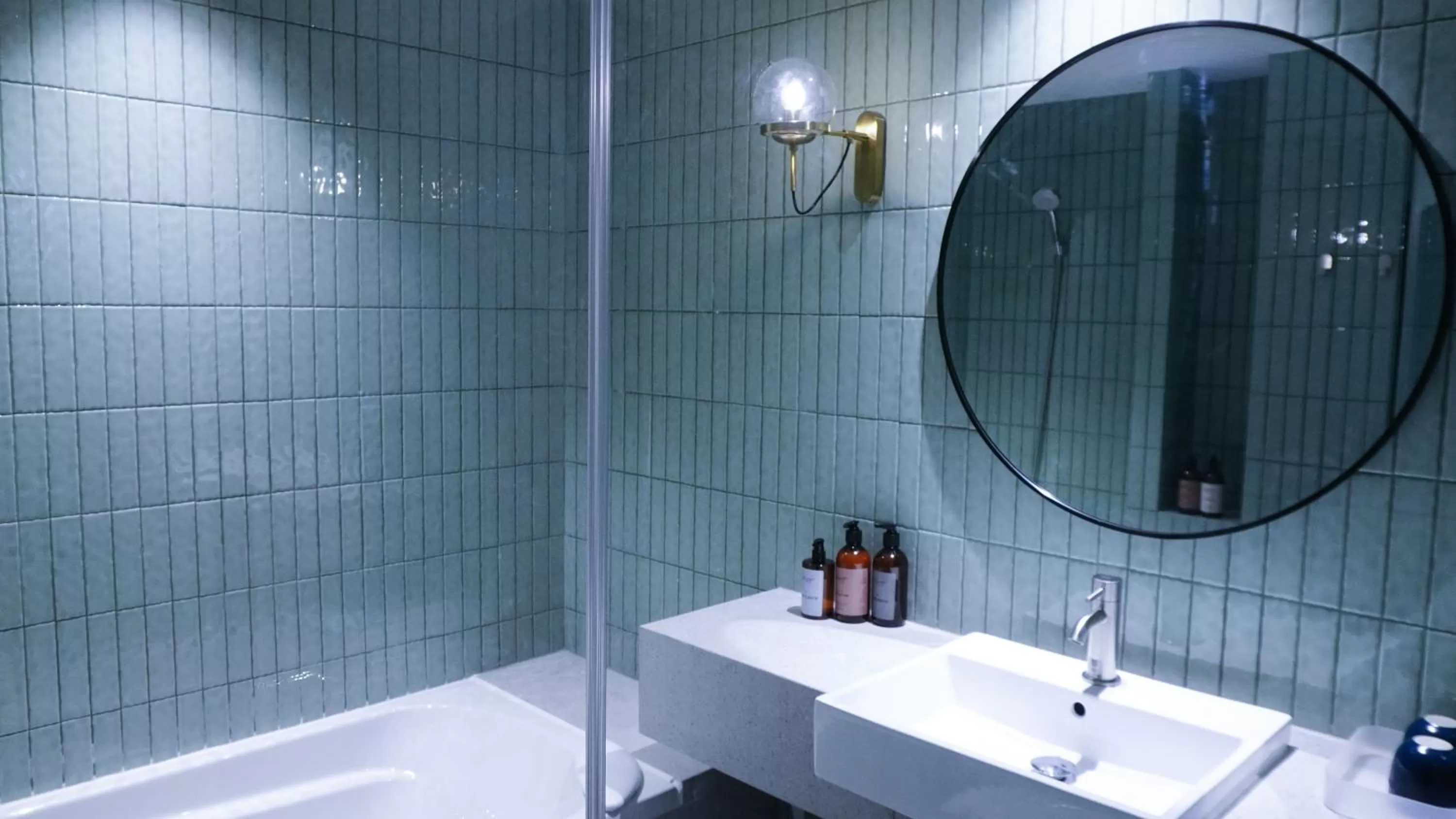 Bathroom in karaarom hotel